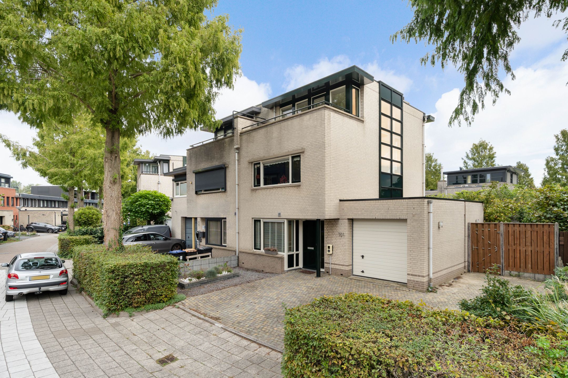 Foto van Iroko 184, Dordrecht