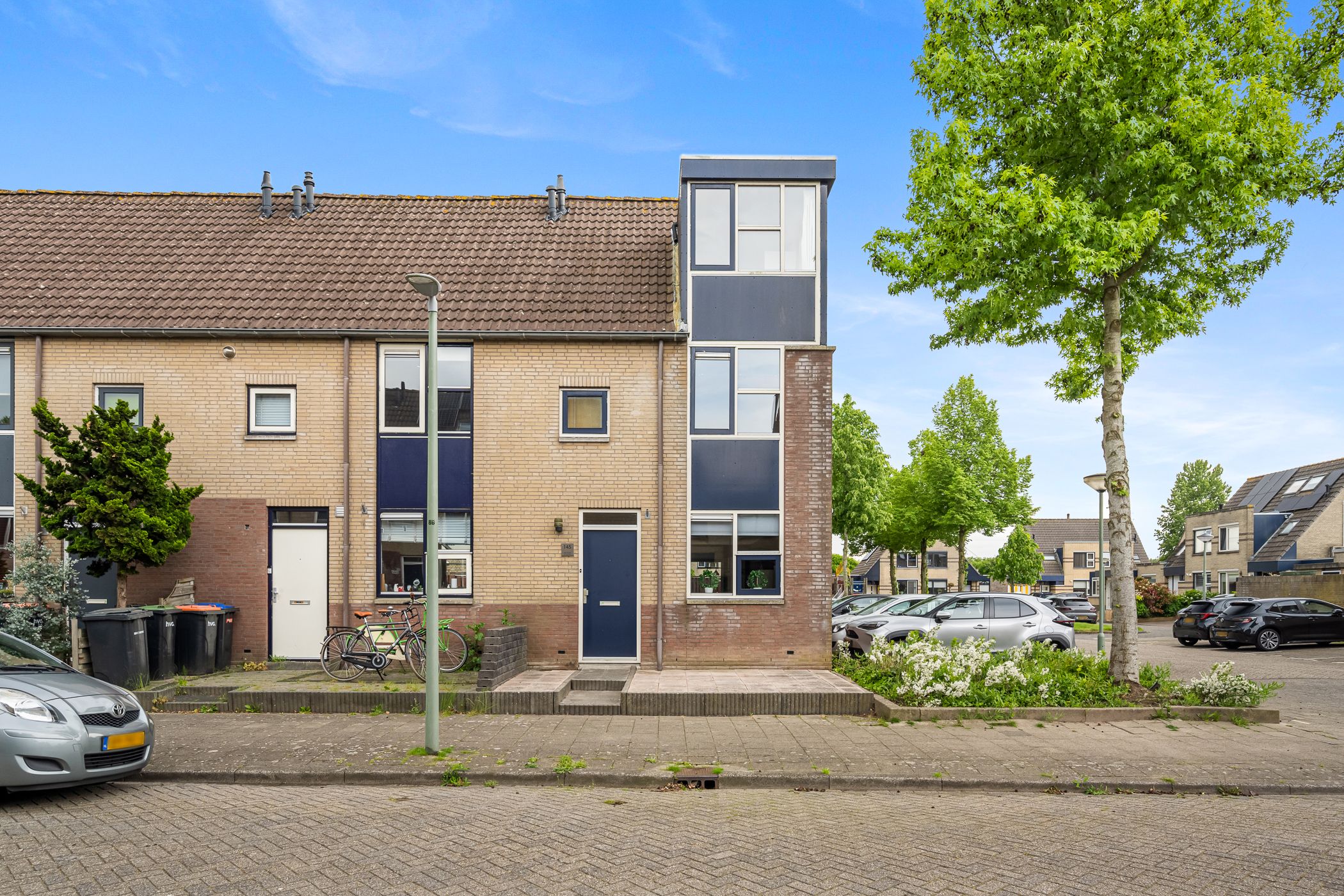 Foto van Van den Broek-erf 145, Dordrecht
