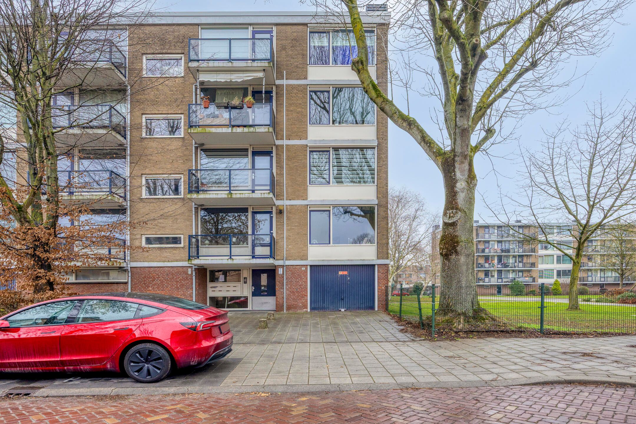 Foto van Van Karnebeekstraat 83, Dordrecht
