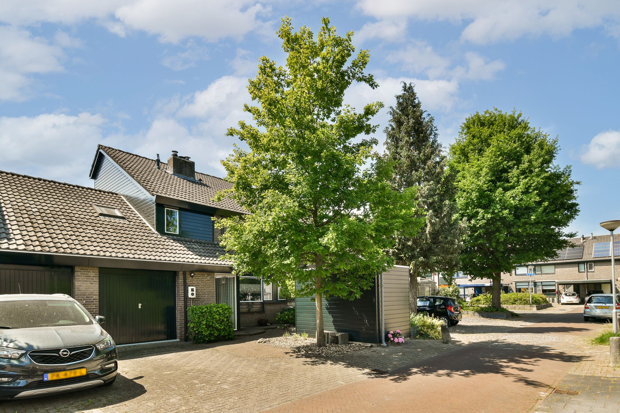 Foto van Zwaluwenburg 71, Dordrecht