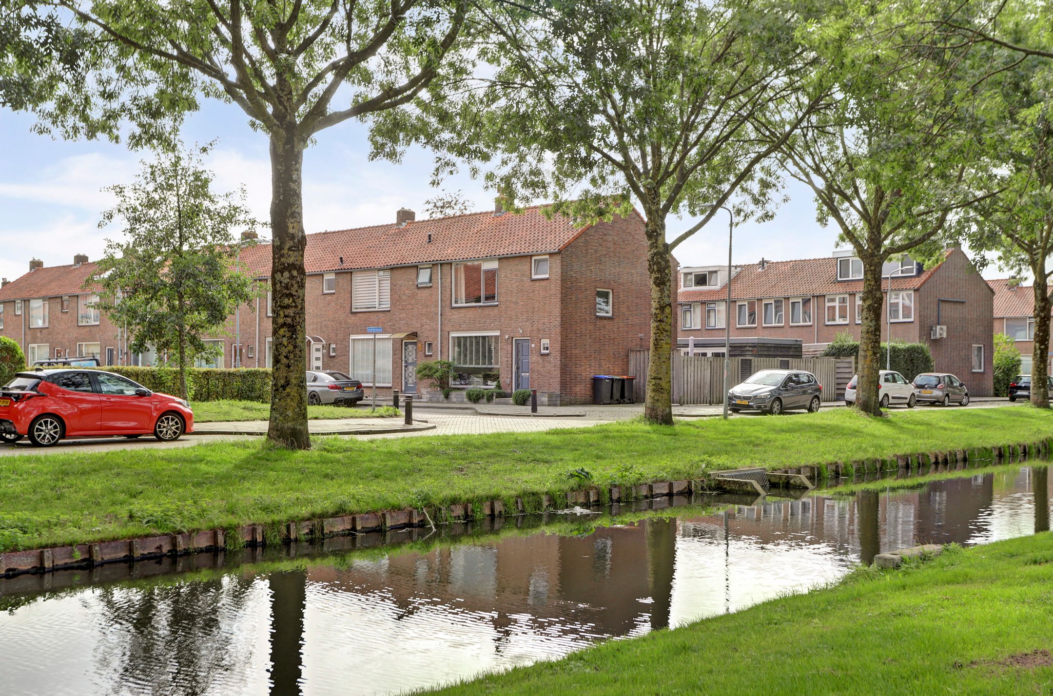 Foto van Jacob Marisstraat 30, Zwijndrecht
