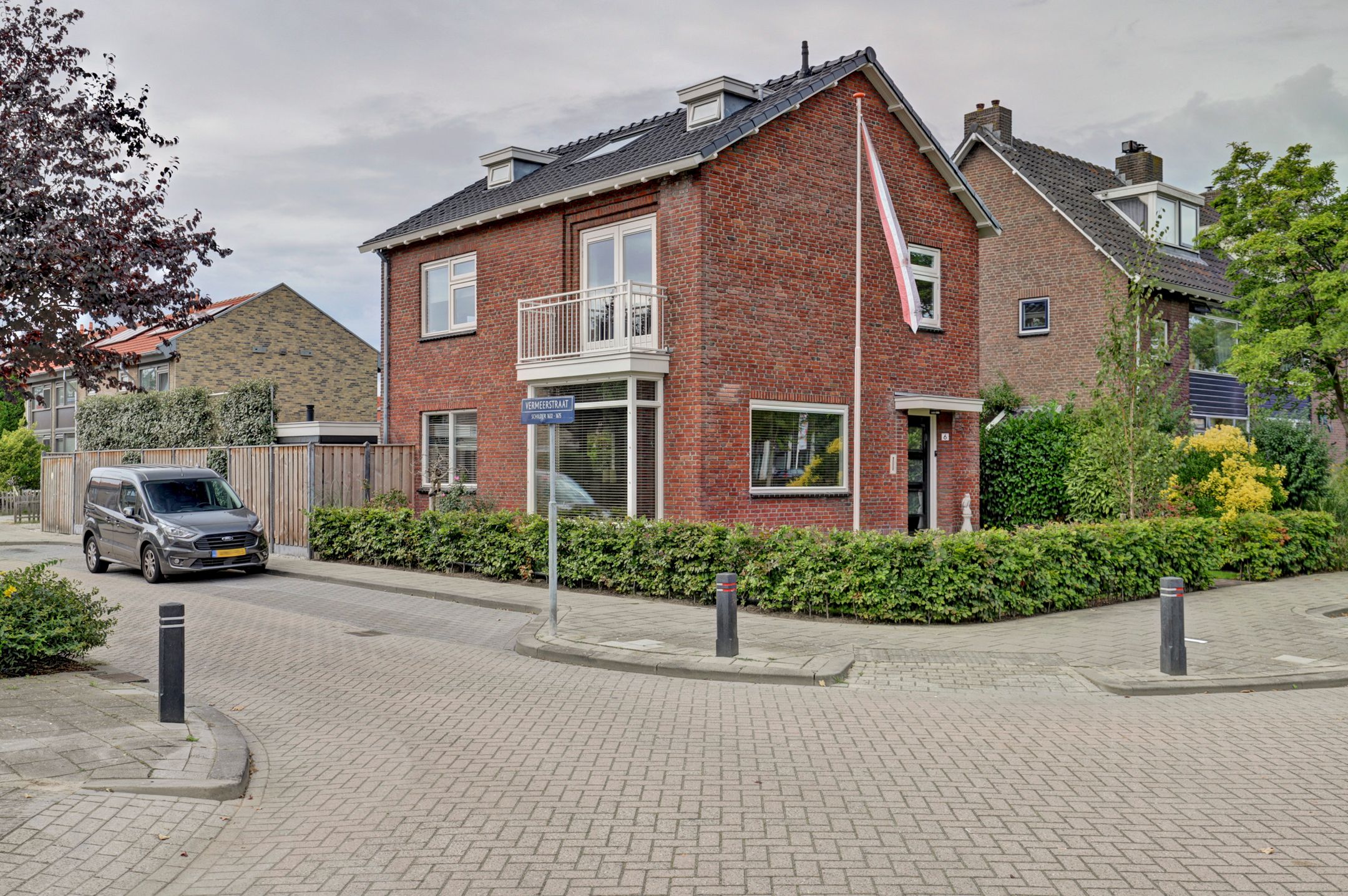 Foto van Willy Sluiterweg 6, Zwijndrecht