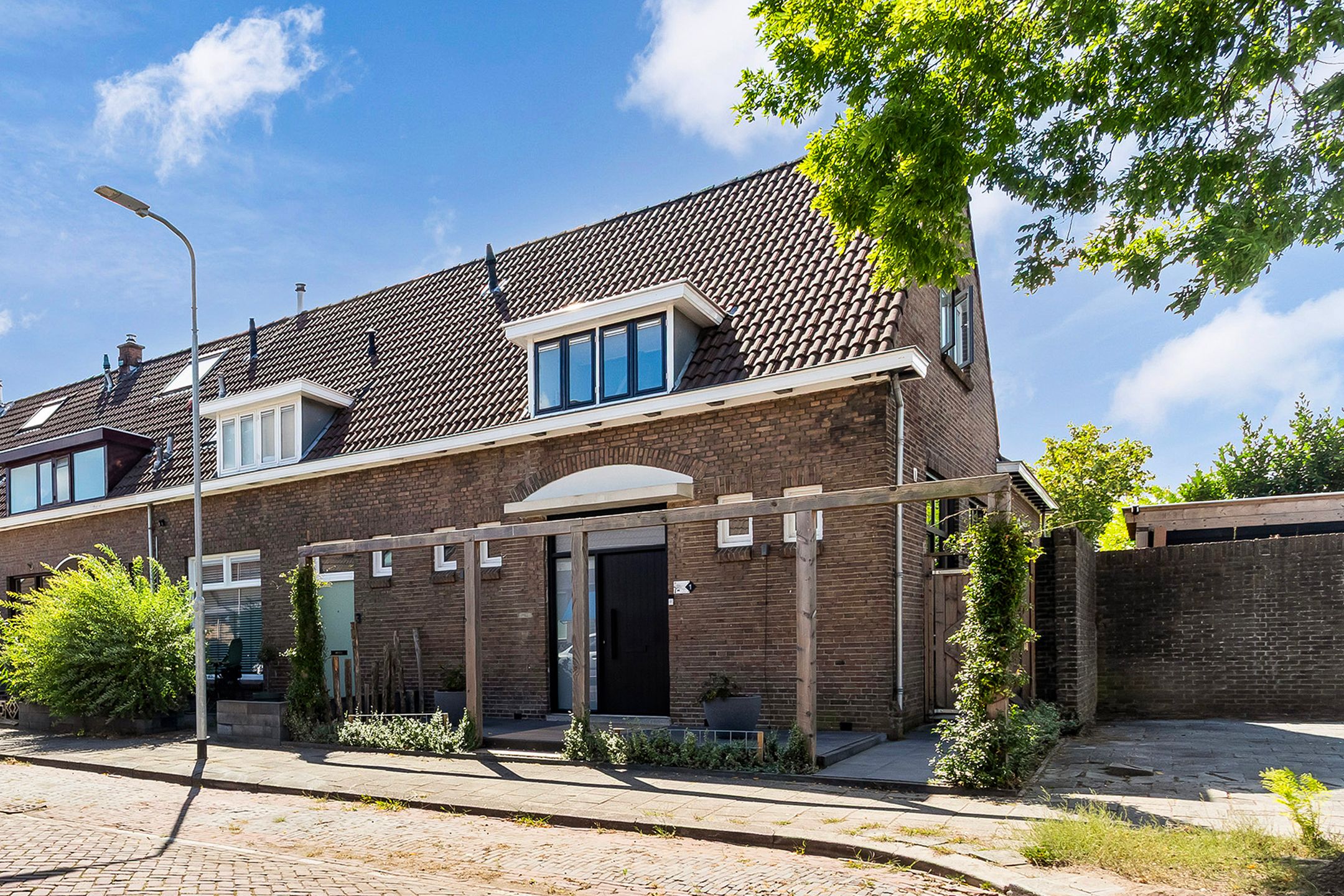 Foto van Emmastraat 1, Zwijndrecht