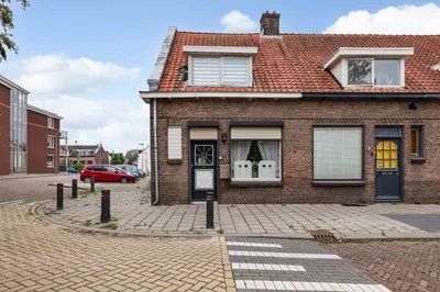 Foto van Schoolstraat 2, Zwijndrecht