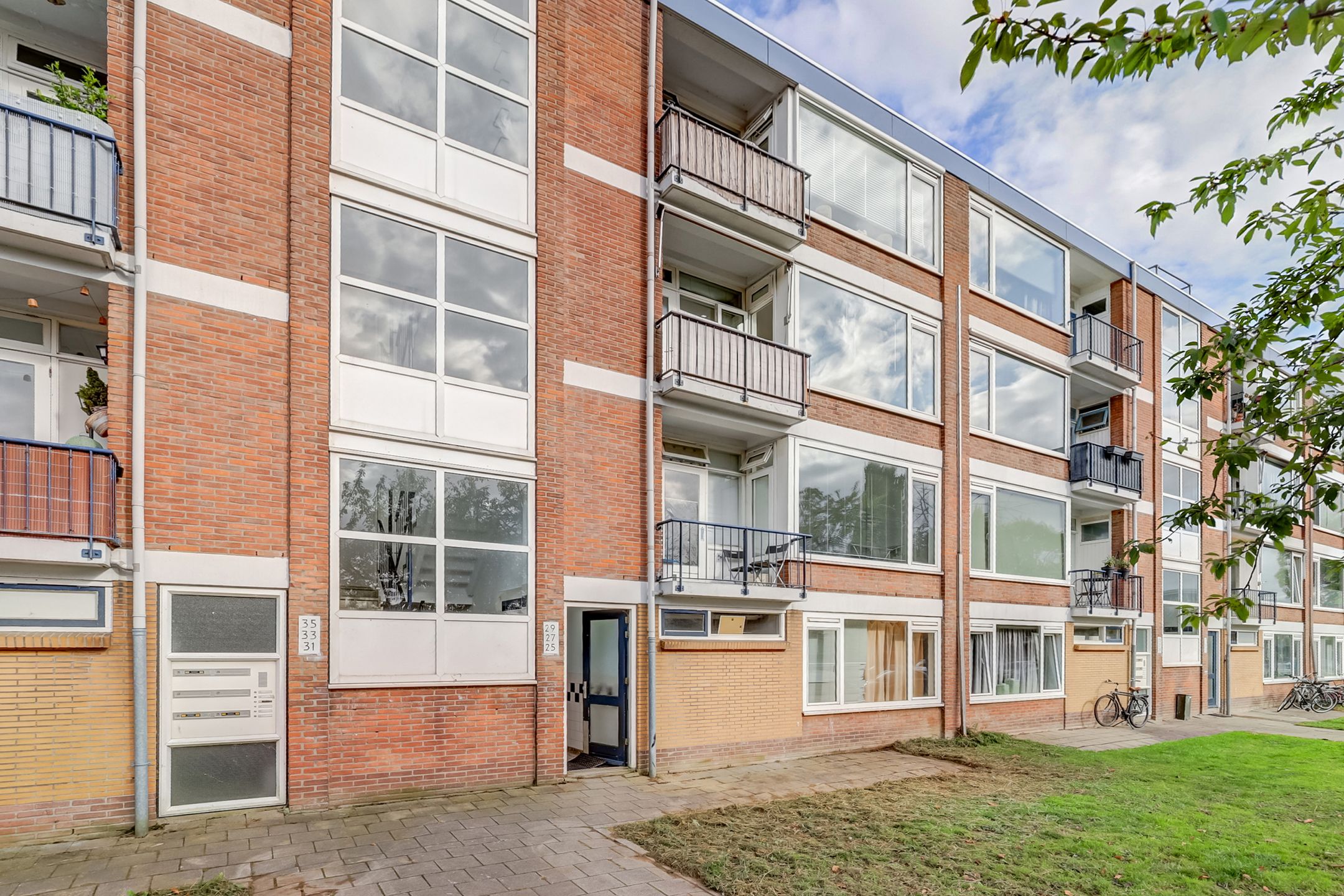 Foto van Johannes Poststraat 27, Zwijndrecht