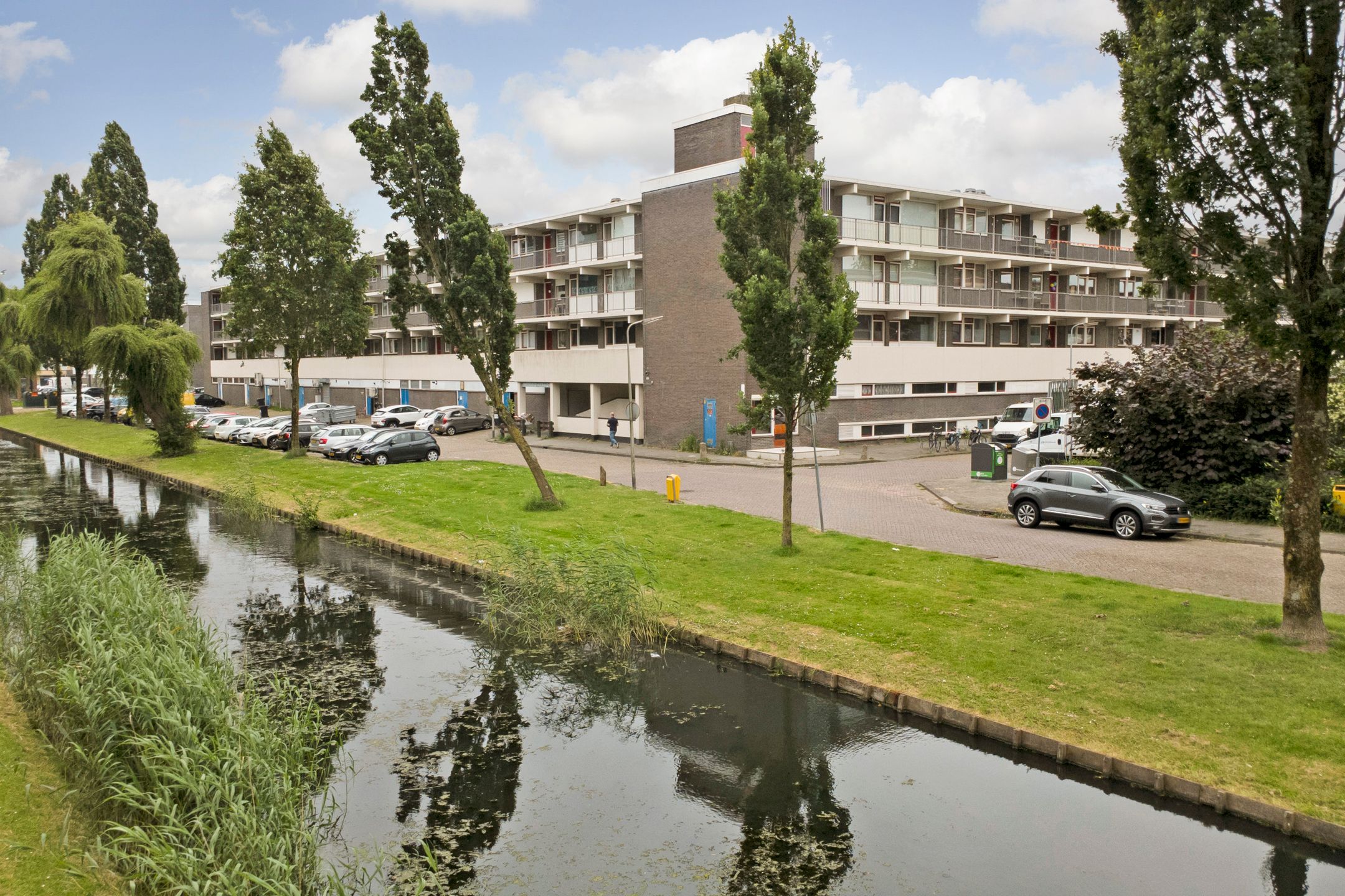 Foto van Kort-Ambachtlaan 205, Zwijndrecht