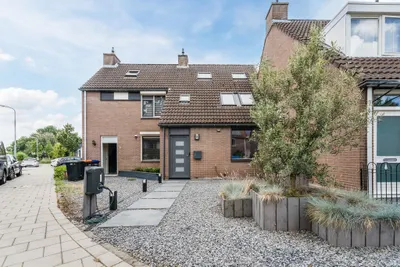 Foto van Mozartlaan 8, Zwijndrecht Woonhuis