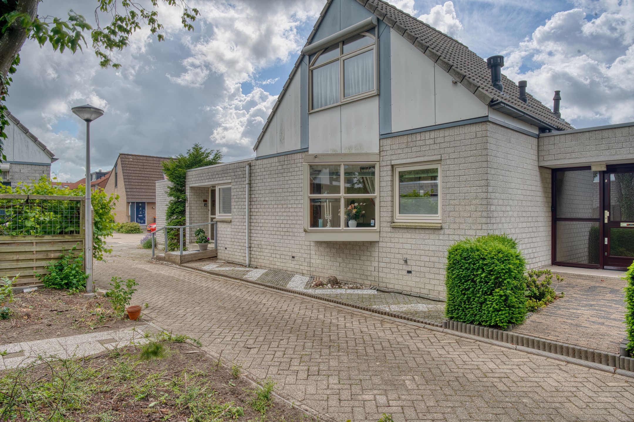Foto van Pergolesistraat 24, Zwijndrecht
