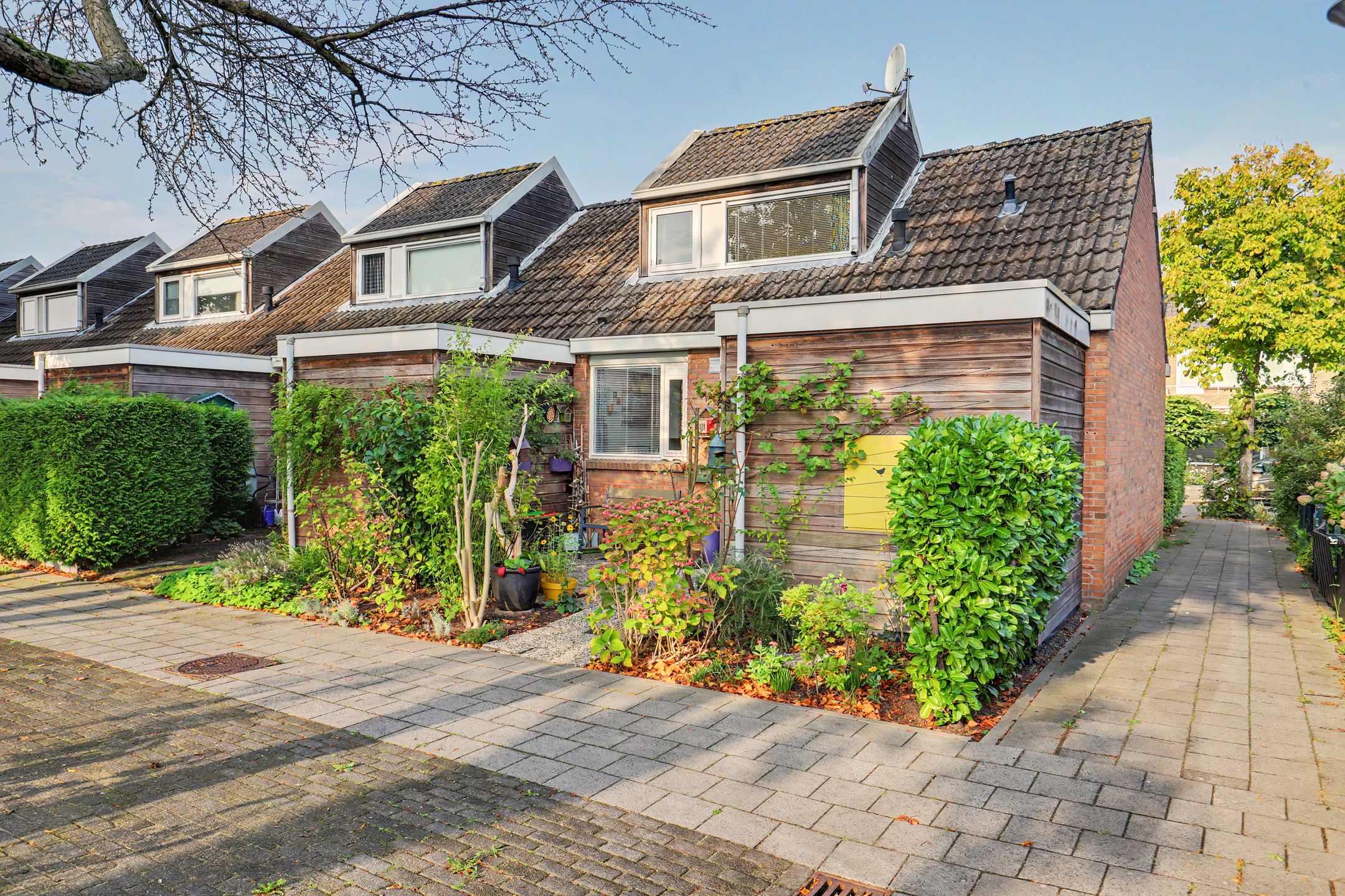 Foto van De Schutse 15, Hendrik-Ido-Ambacht