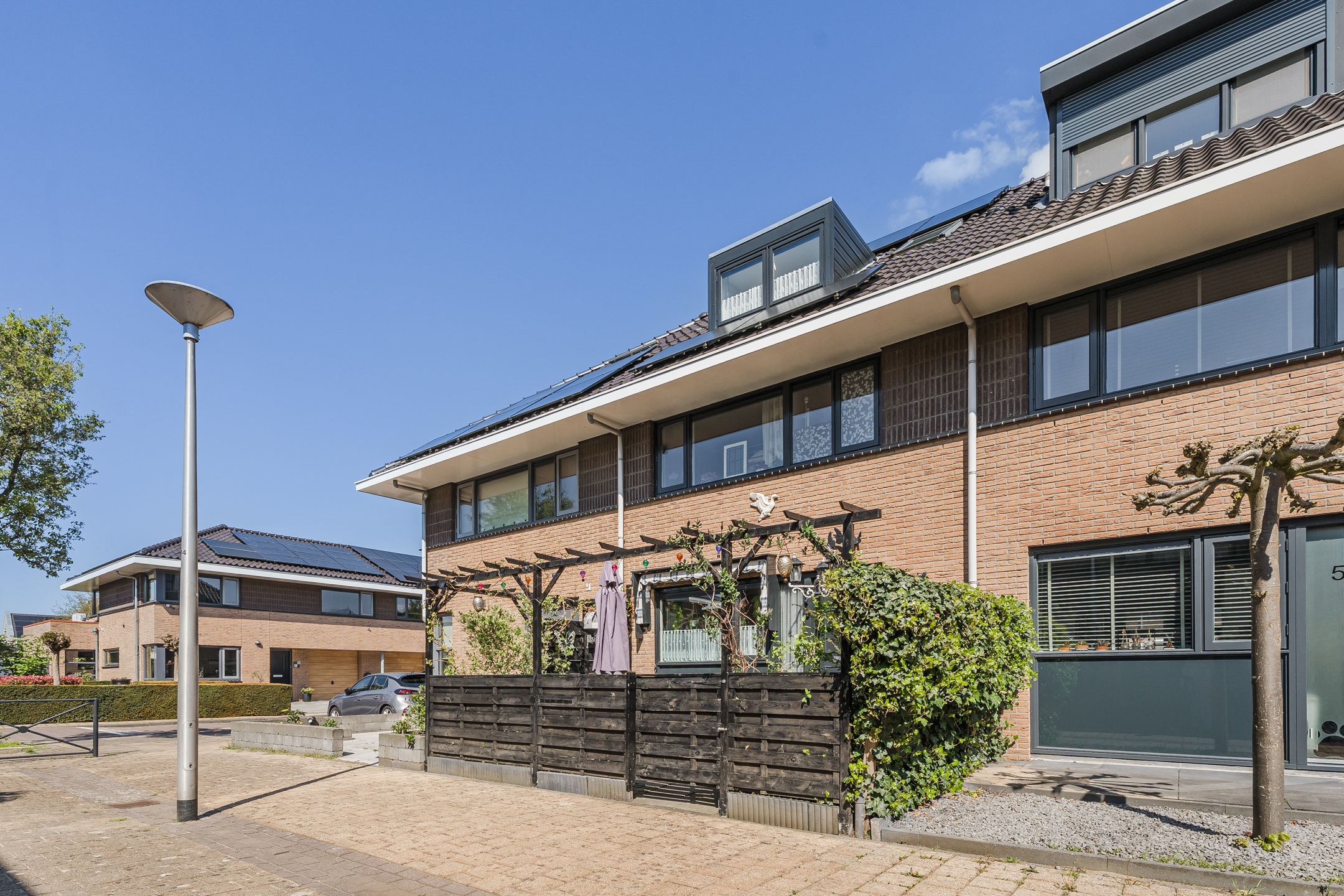 Foto van Duizendschoon 53, Hendrik-Ido-Ambacht