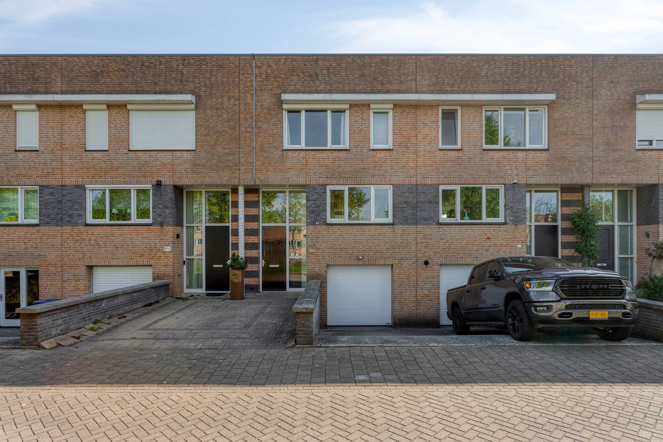 Foto van Koningsvaren 10, Hendrik-Ido-Ambacht