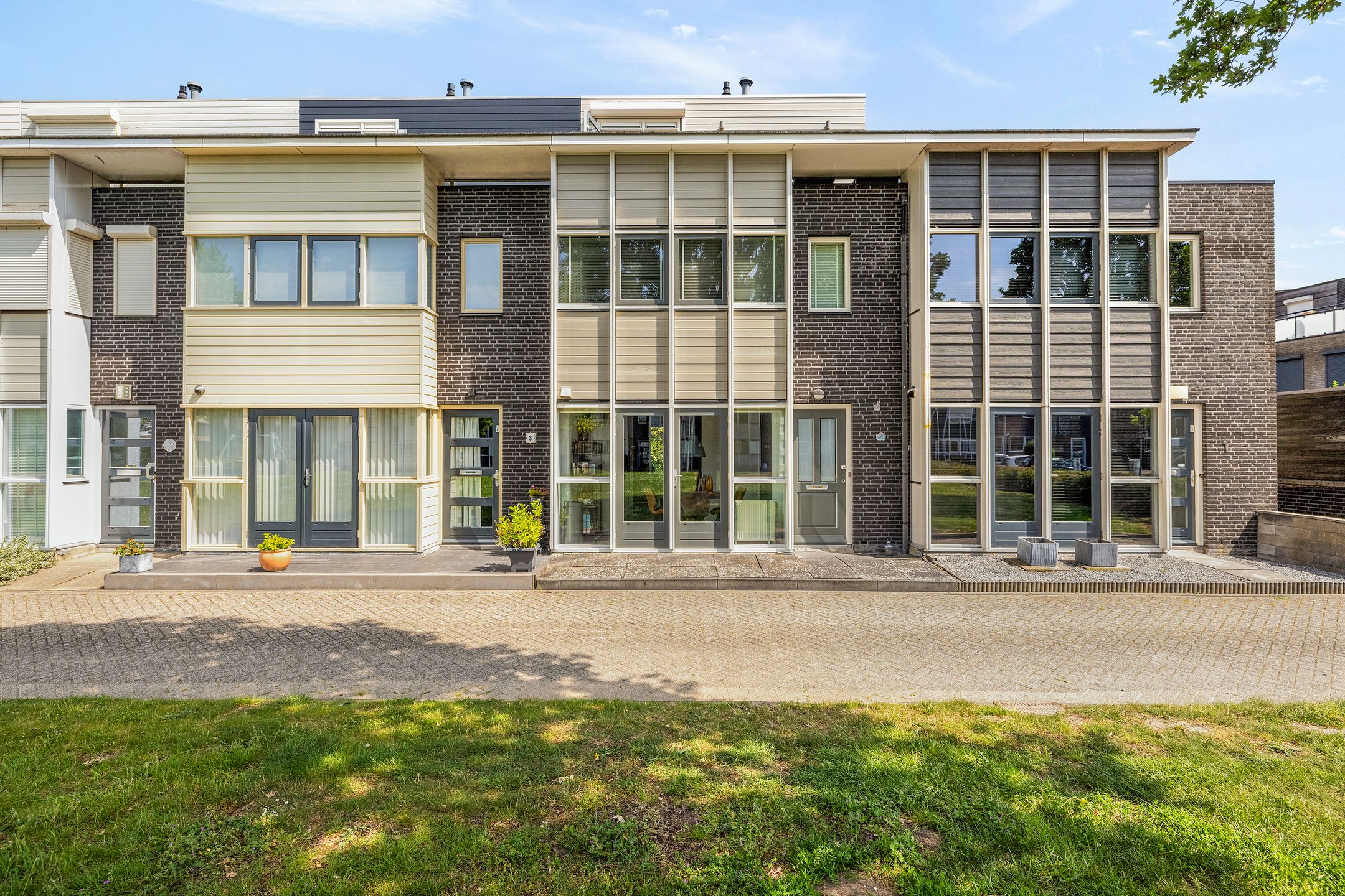 Foto van Giebelhof 2, Papendrecht