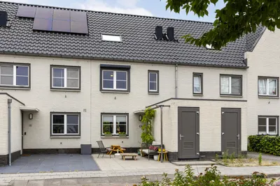 Foto van Benedenveer 8, Sliedrecht