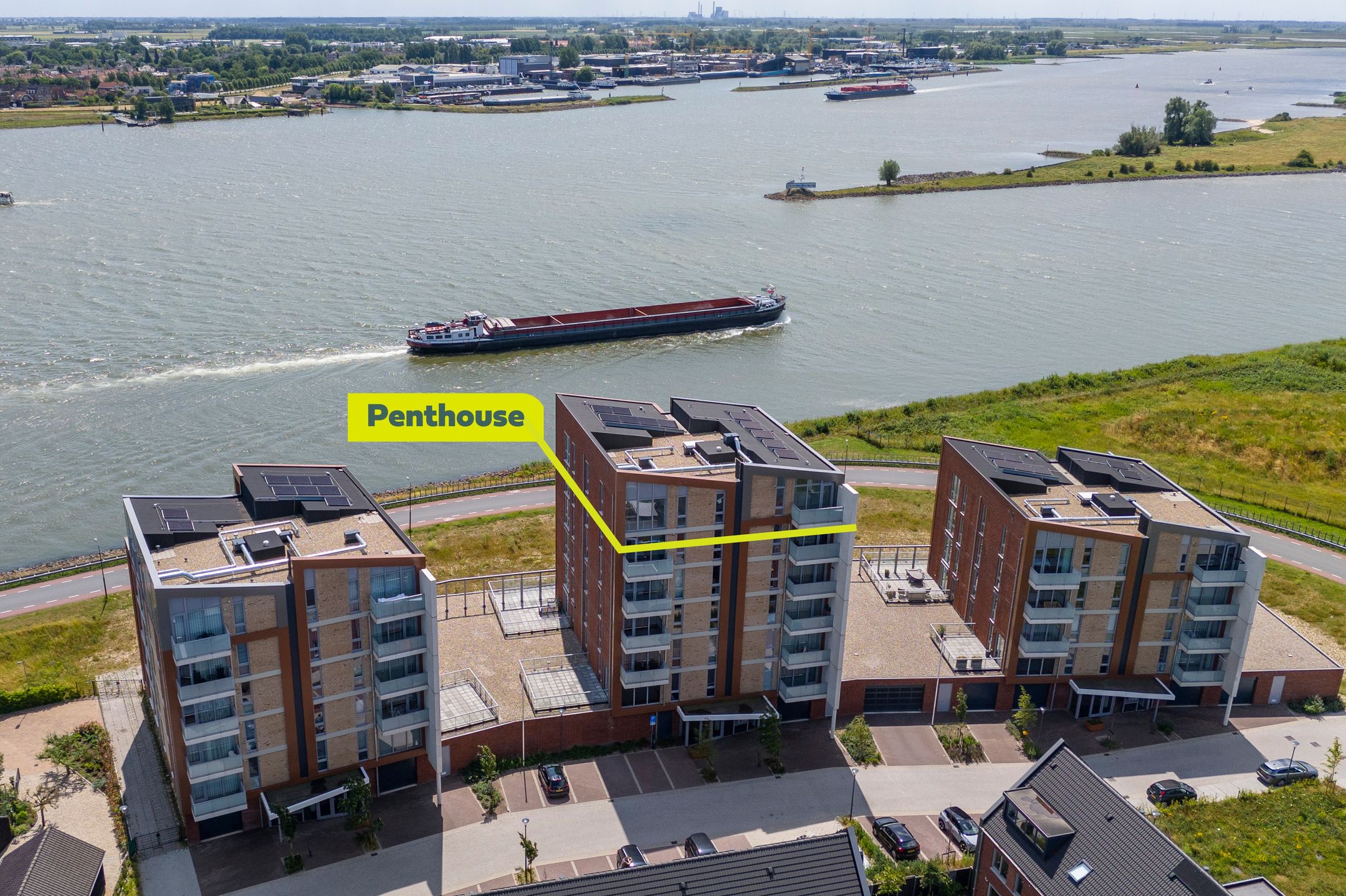 Foto van Zalmrokerij 58, Hardinxveld-Giessendam