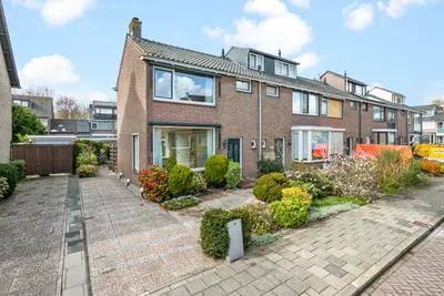 Foto van van Halllaan 12, Nieuwegein