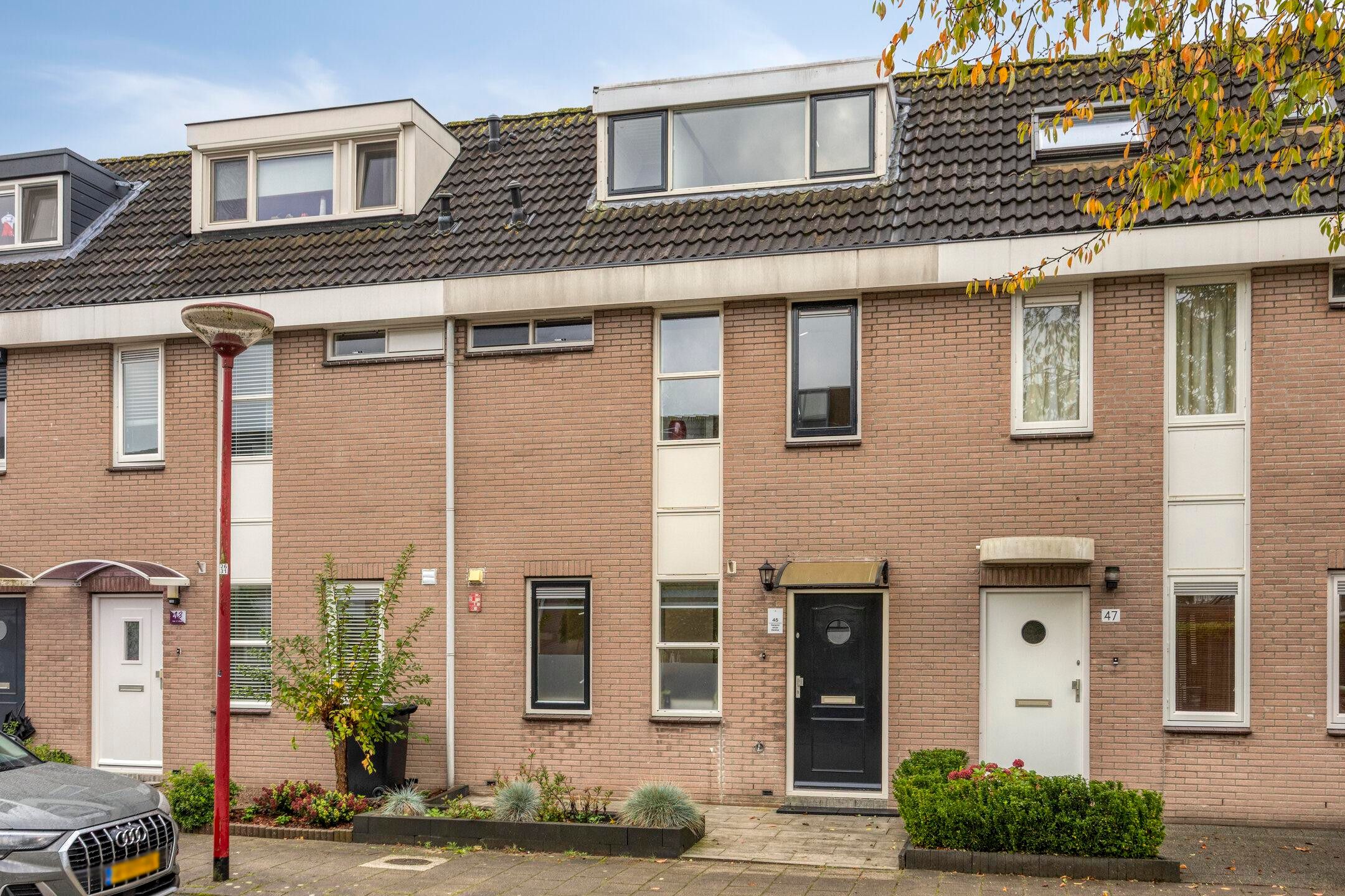 Foto van Karnweide 45, Nieuwegein