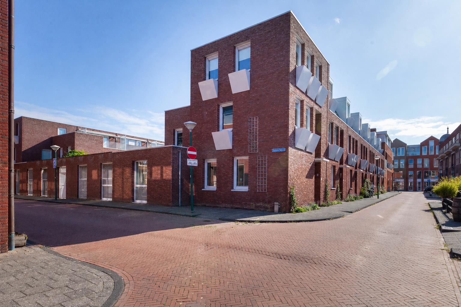Foto van Van Oudheusdenstraat 10, Woerden