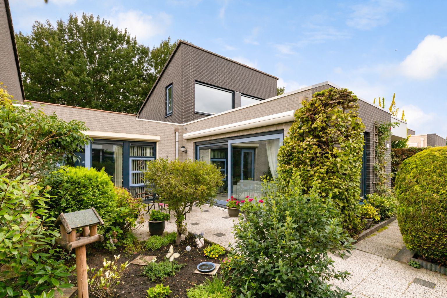 Foto van Ponddreef 27, Woerden