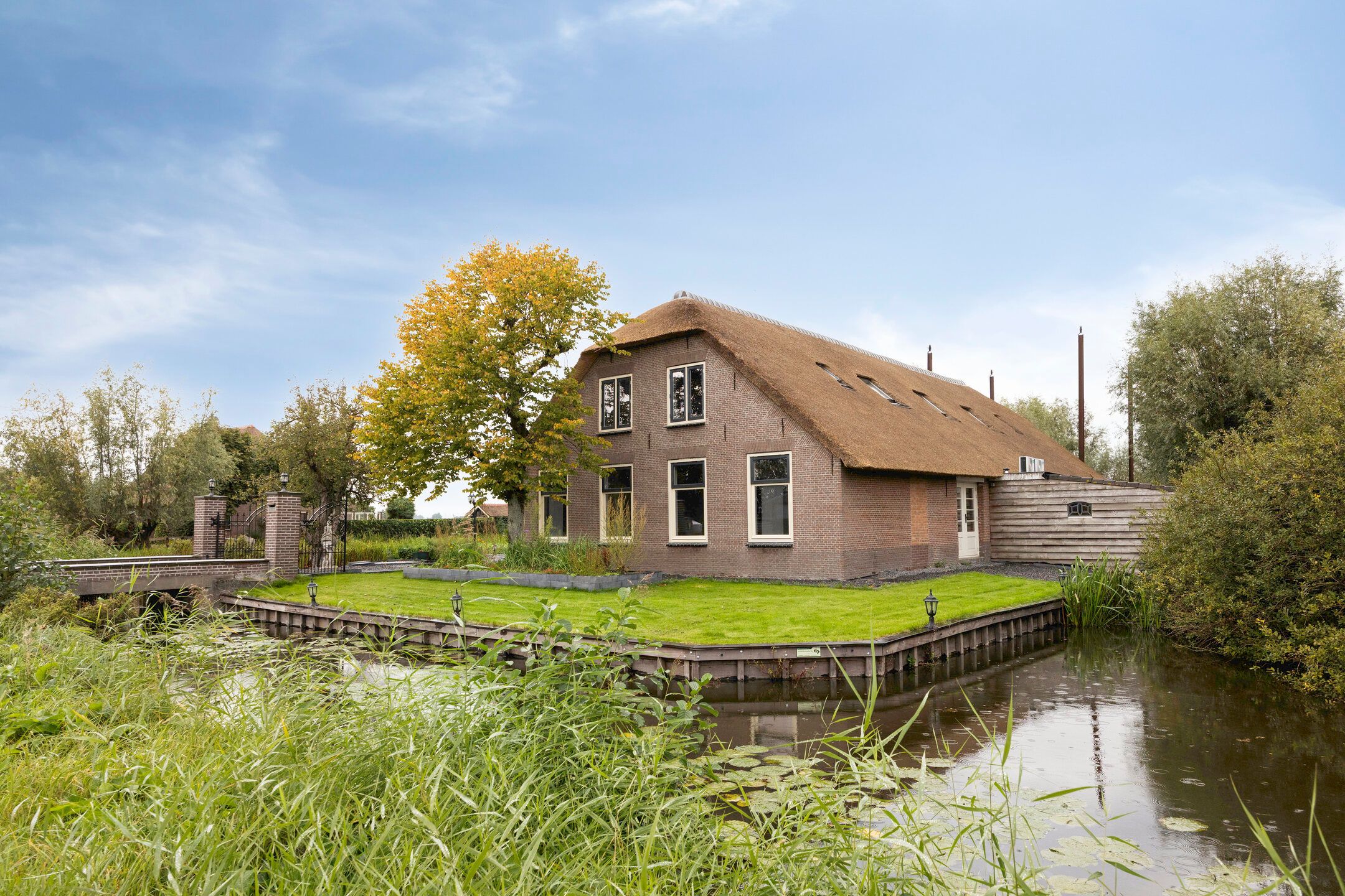 Foto van Hoofdweg 106, Zegveld