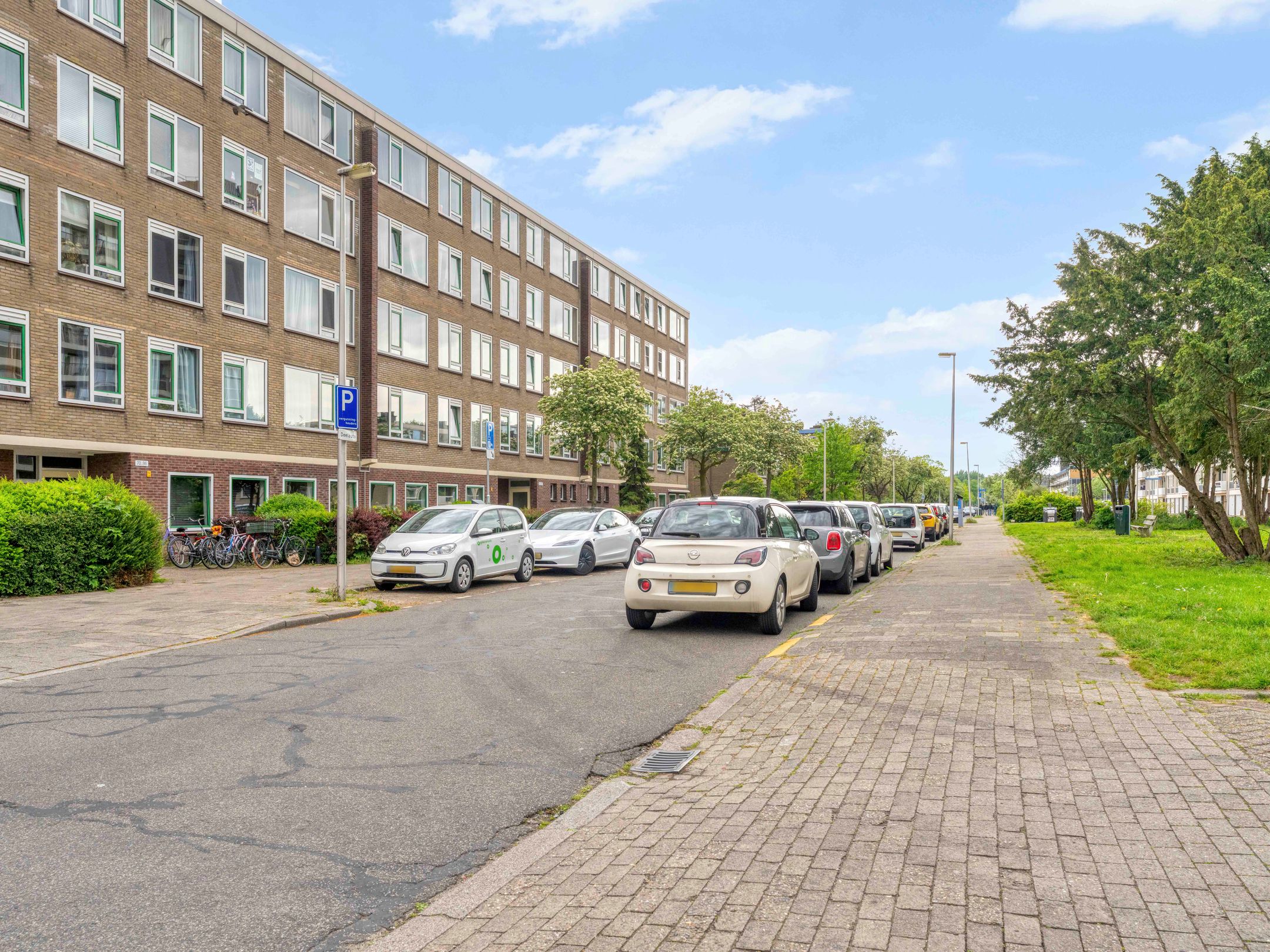 Foto van Beneluxlaan 144, Utrecht