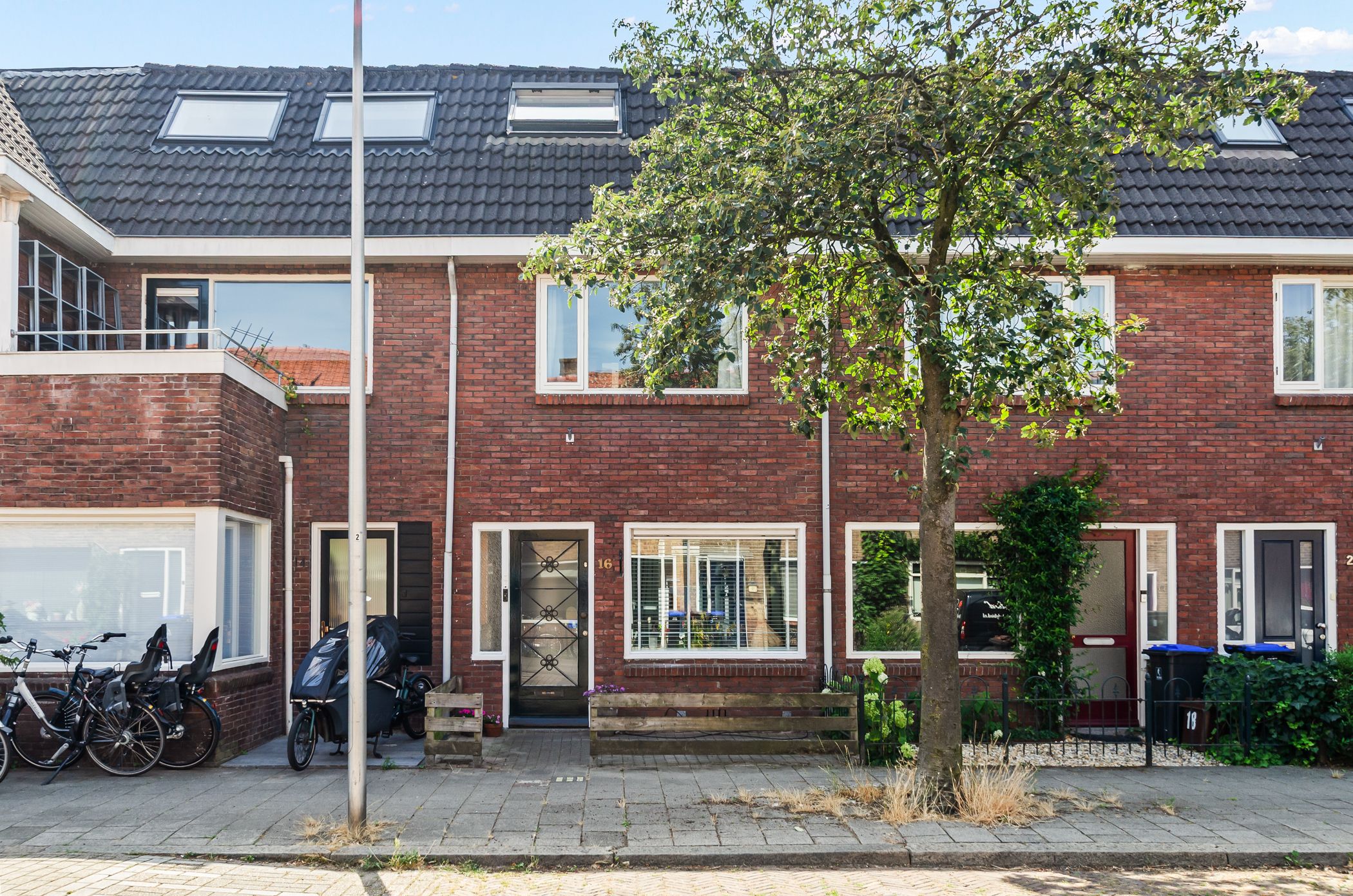 Foto van Adelboldstraat 16, Utrecht