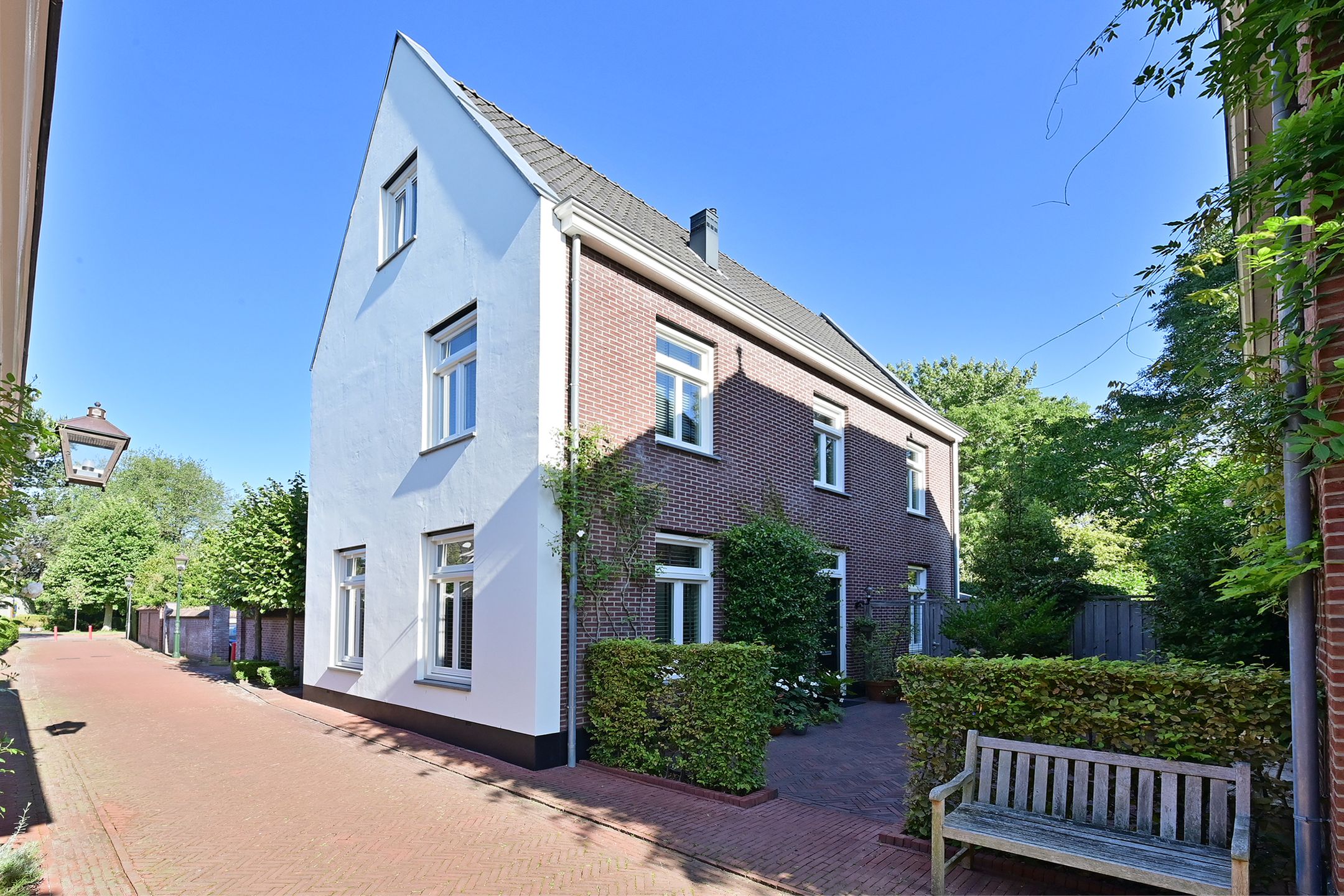 Foto van Johannes Sandersonhof 1, Loenen aan de Vecht