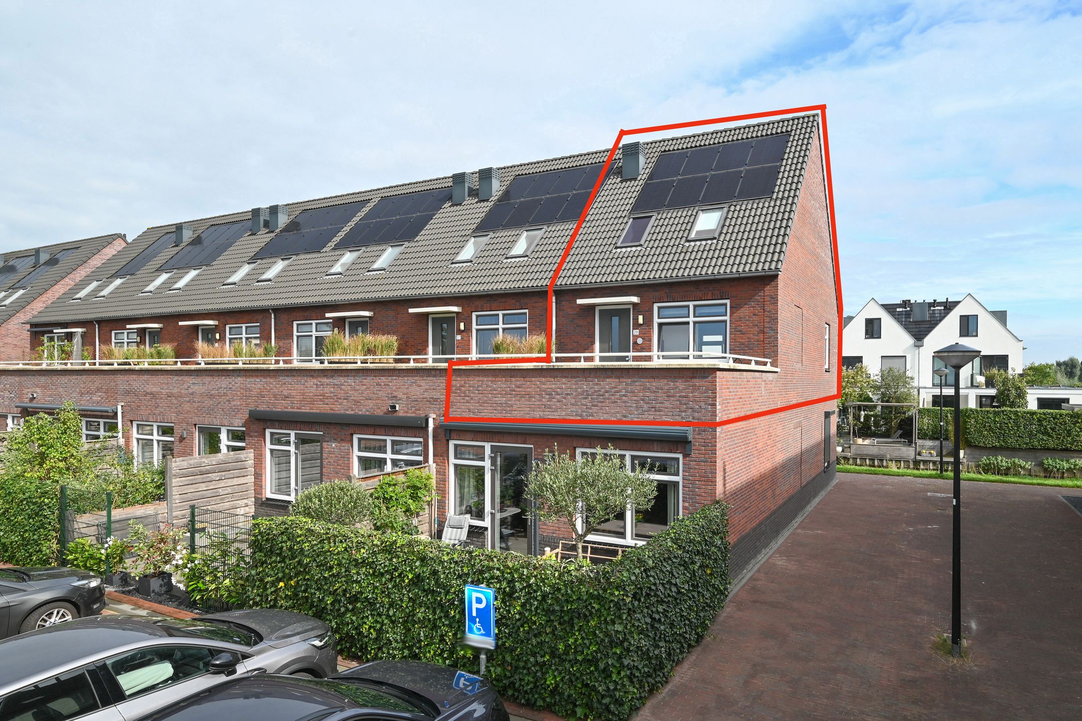 Foto van Benedenland 28, Wilnis