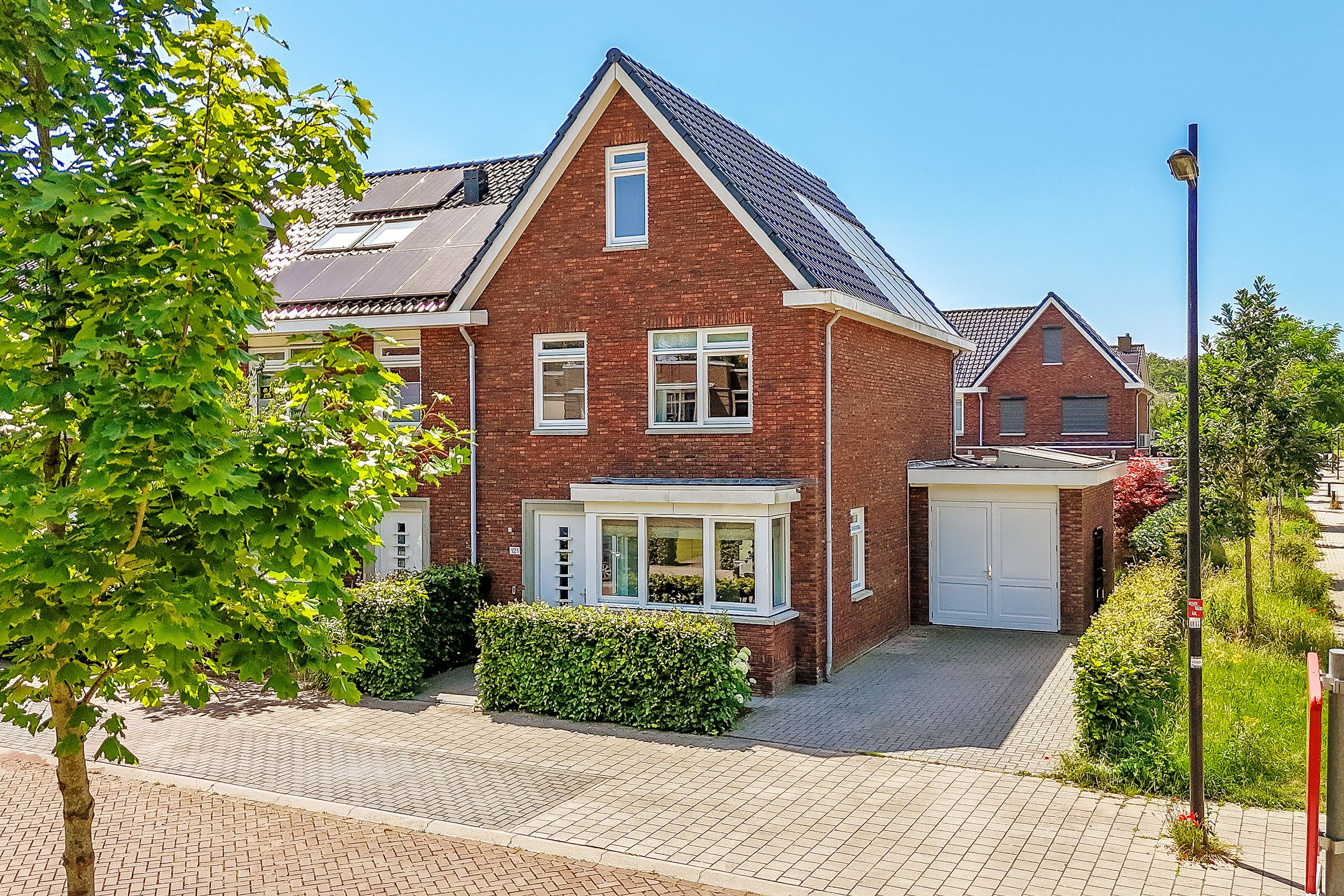 Foto van Zonnelaan 121, Huis ter Heide (UT)
