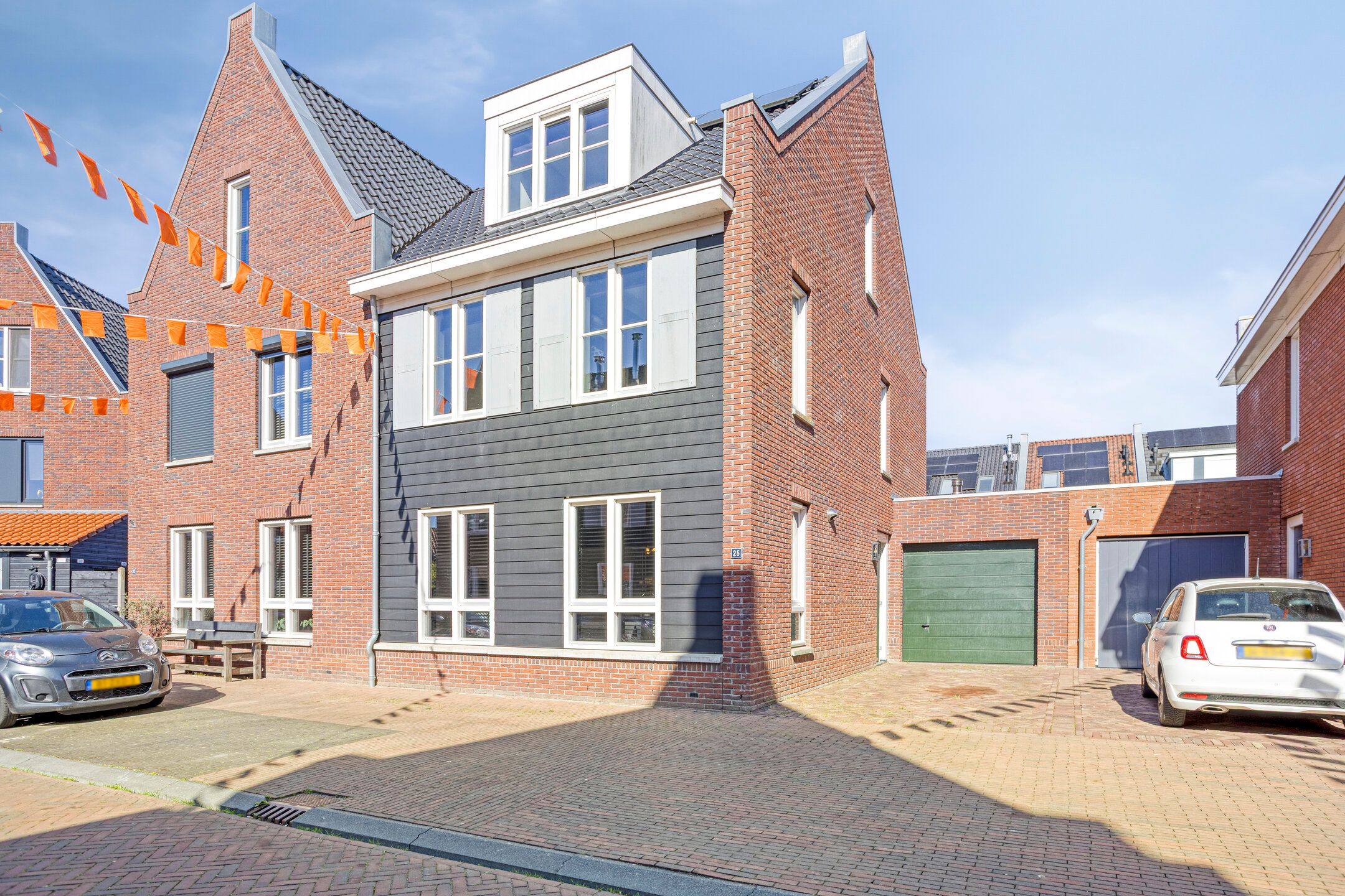Foto van Volharding 25, Bunschoten-Spakenburg