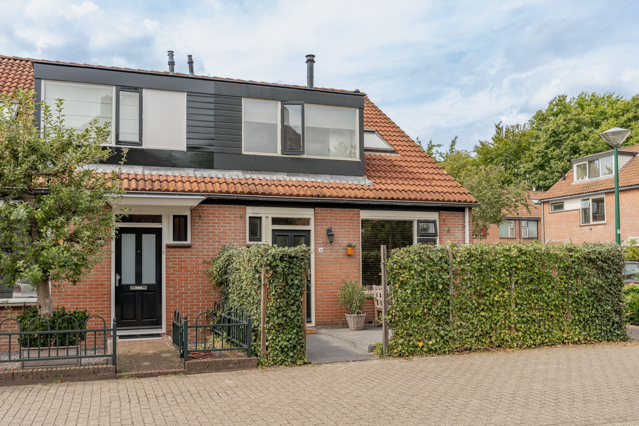 Foto van Jonneveen 18, Eemnes