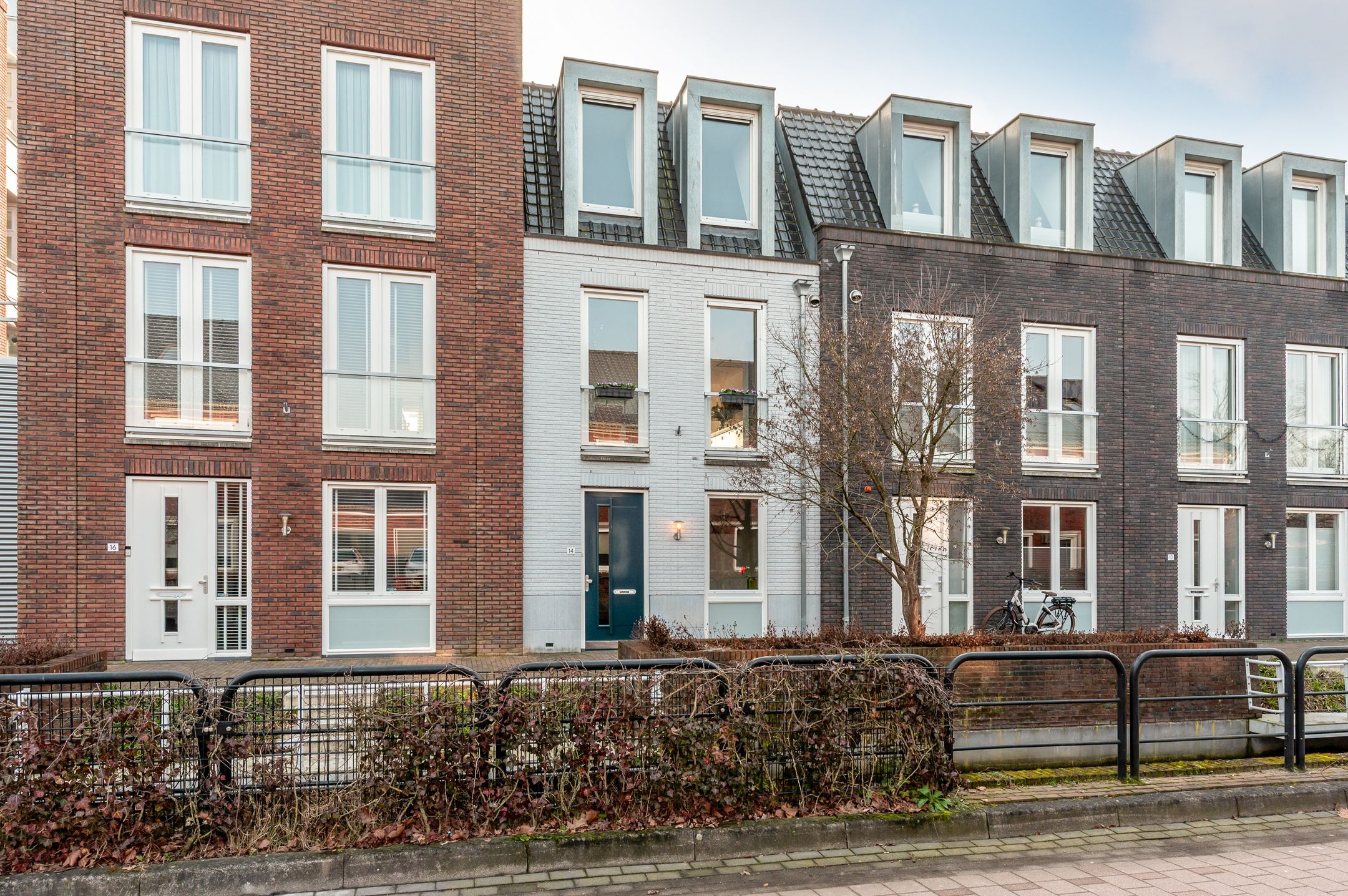Foto van Van Limburg Stirumlaan 14, Barneveld