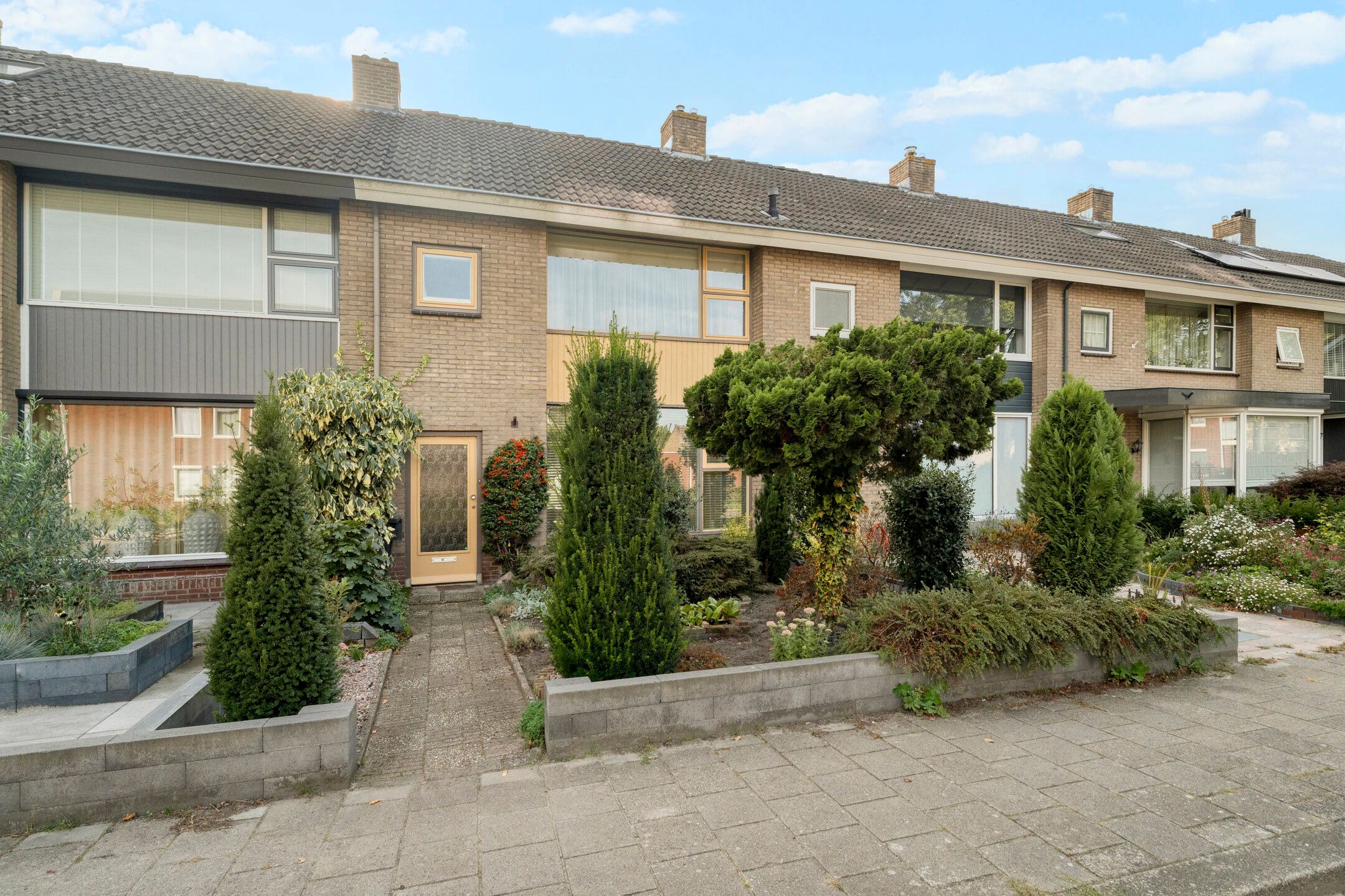 Foto van Alberdingk Thijmlaan 24, Harderwijk