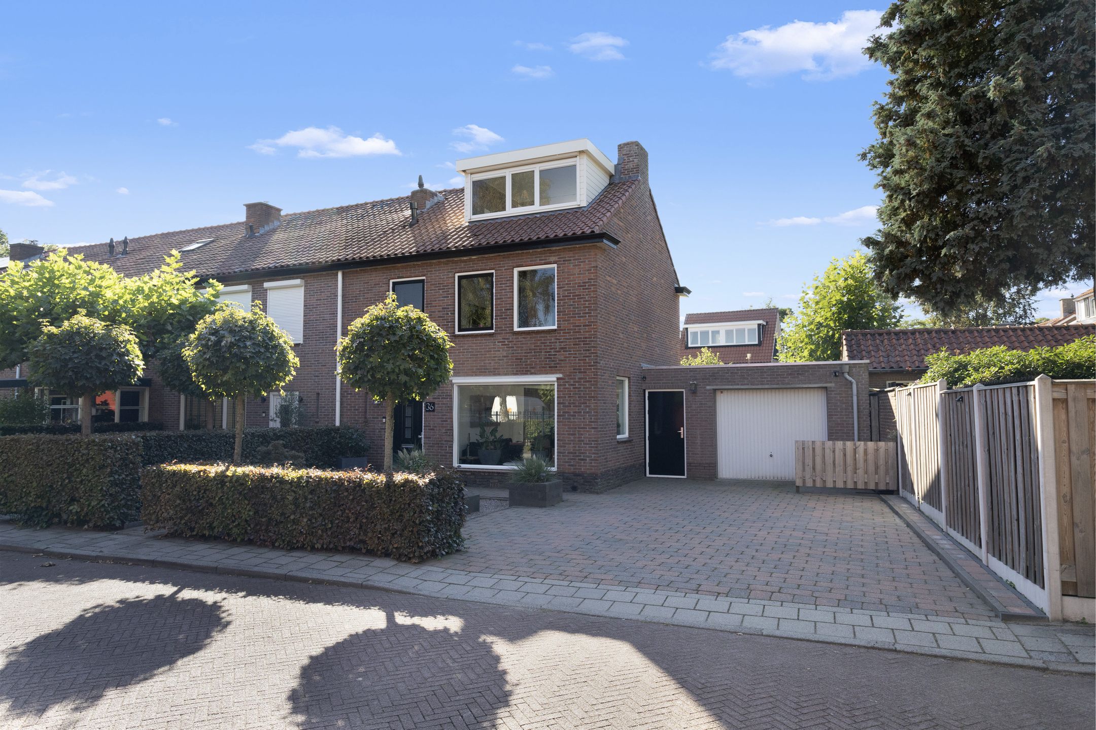 Foto van Middenlaan 36, Harderwijk