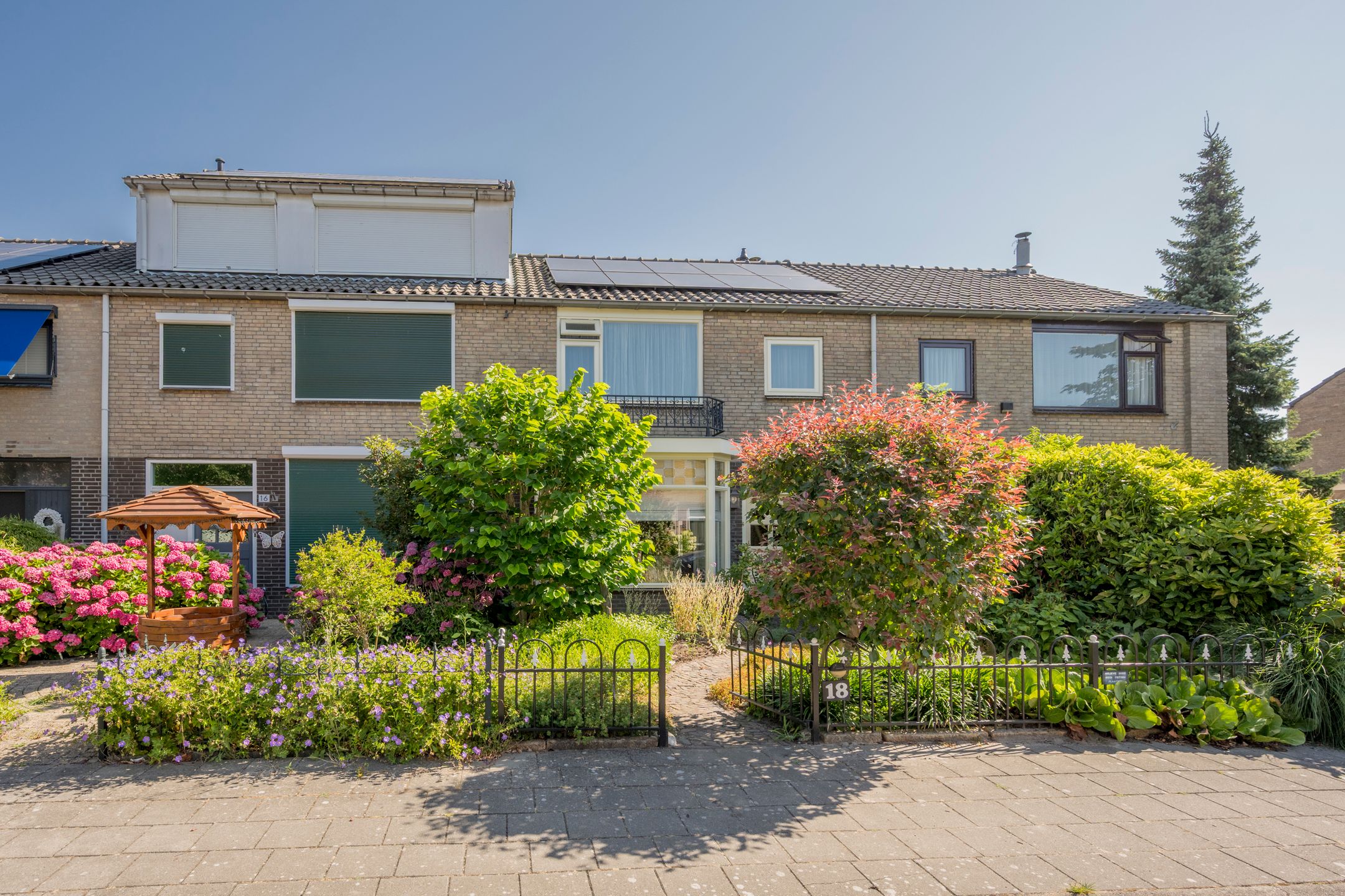 Foto van Esdoornlaan 18, Nijkerk