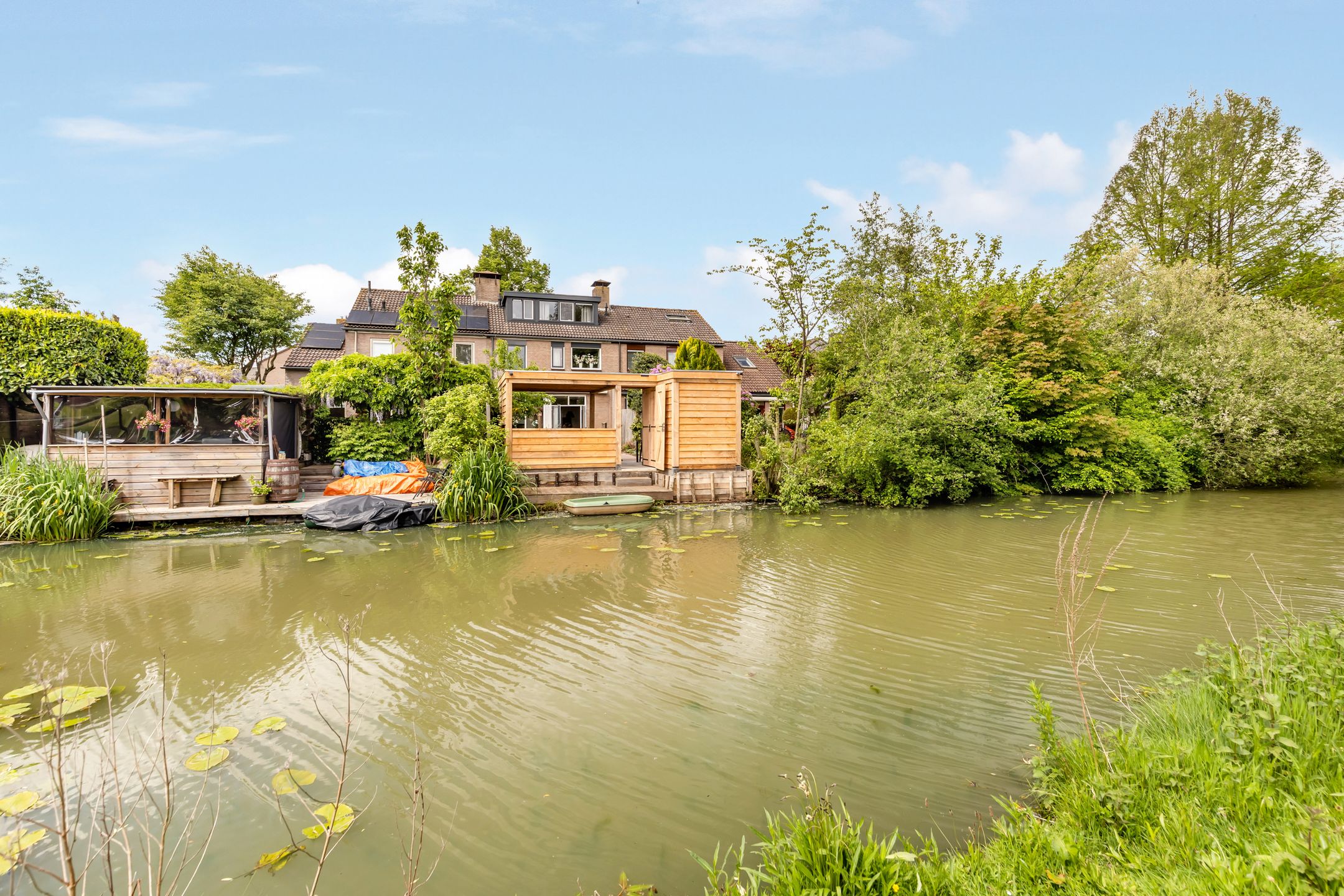 Foto van Valkenhof 17, Nijkerk