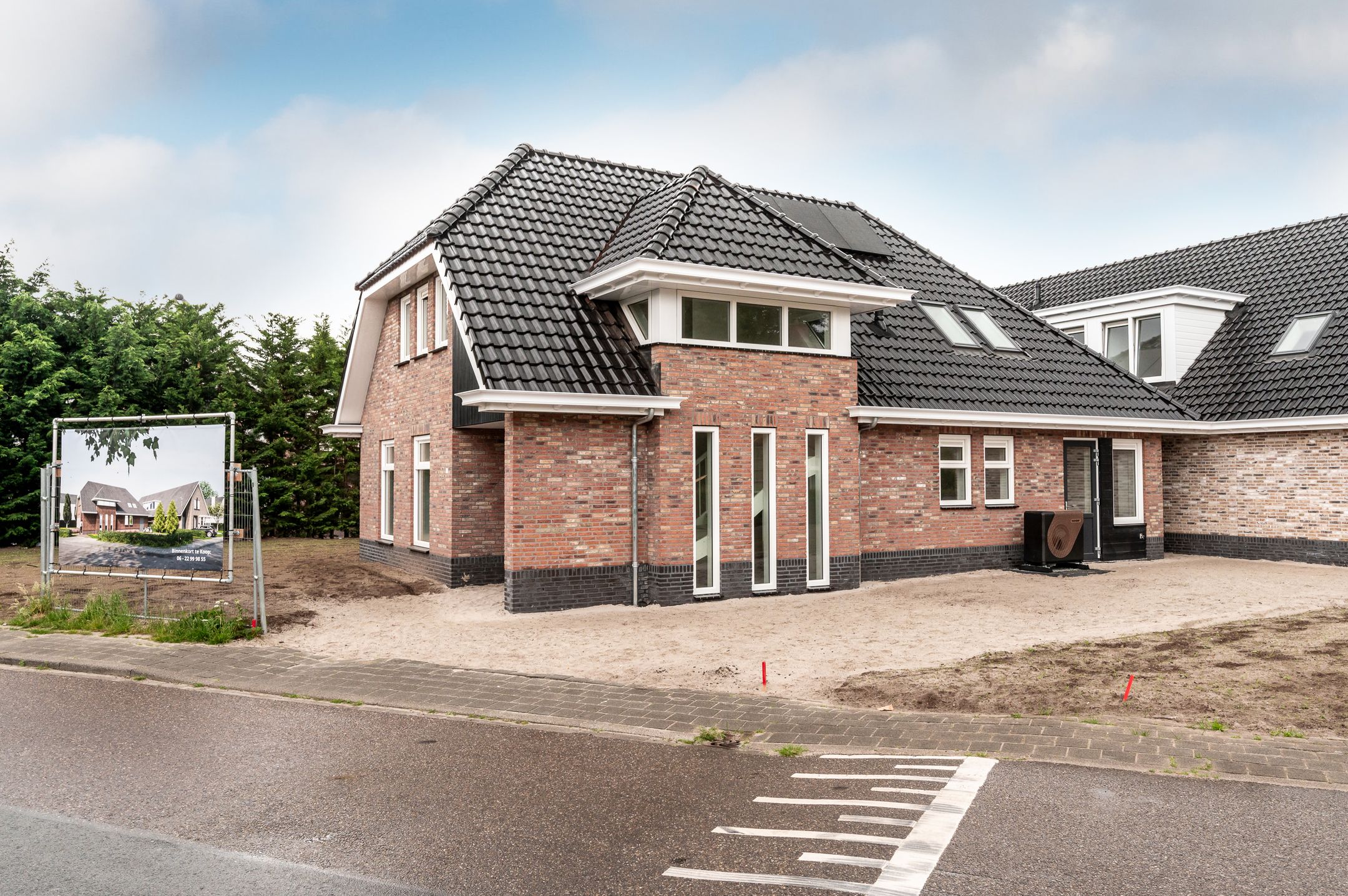 Foto van Domstraat 10, Nijkerkerveen