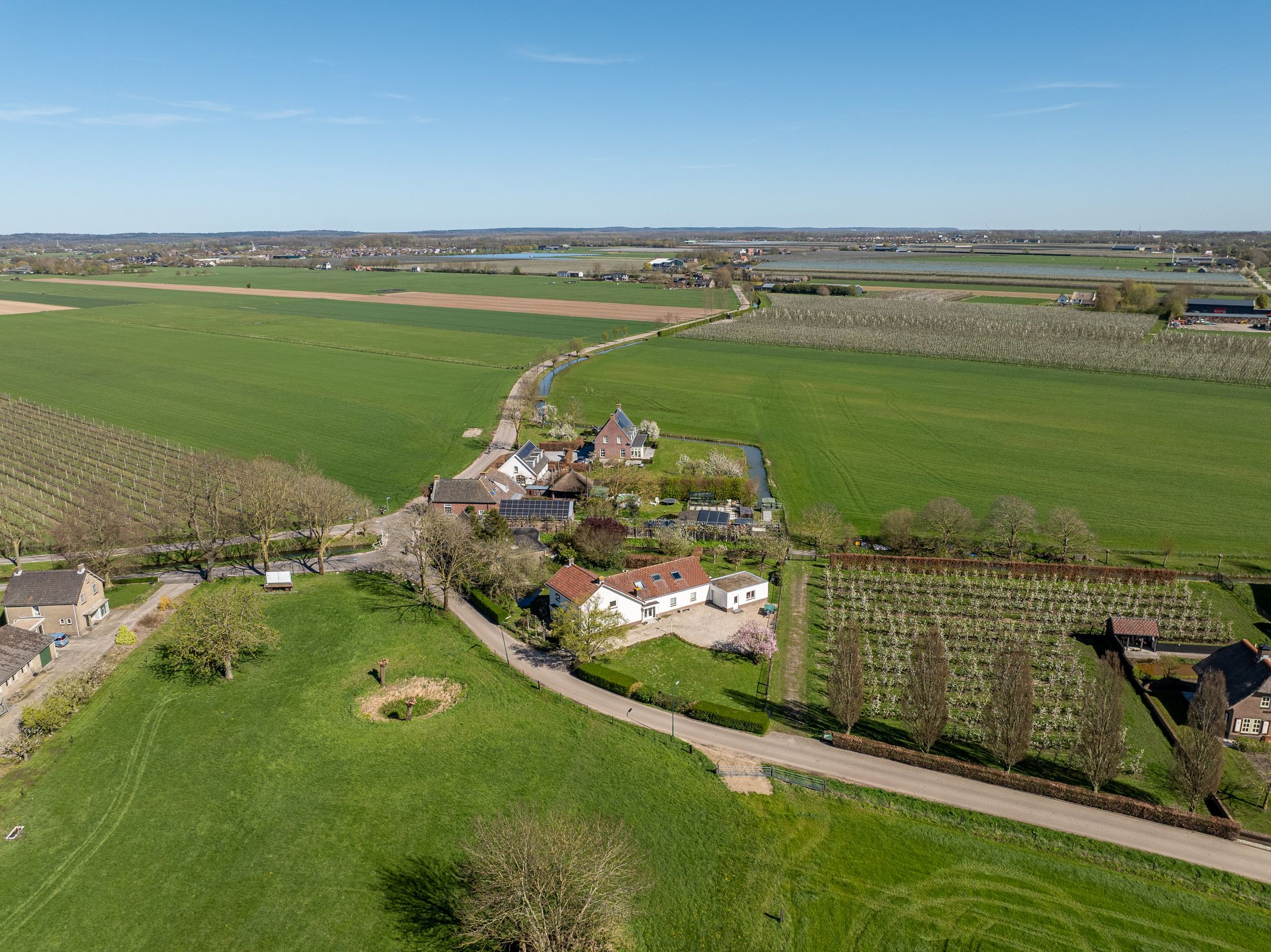 Foto van Hoeksedijk 1, Cothen