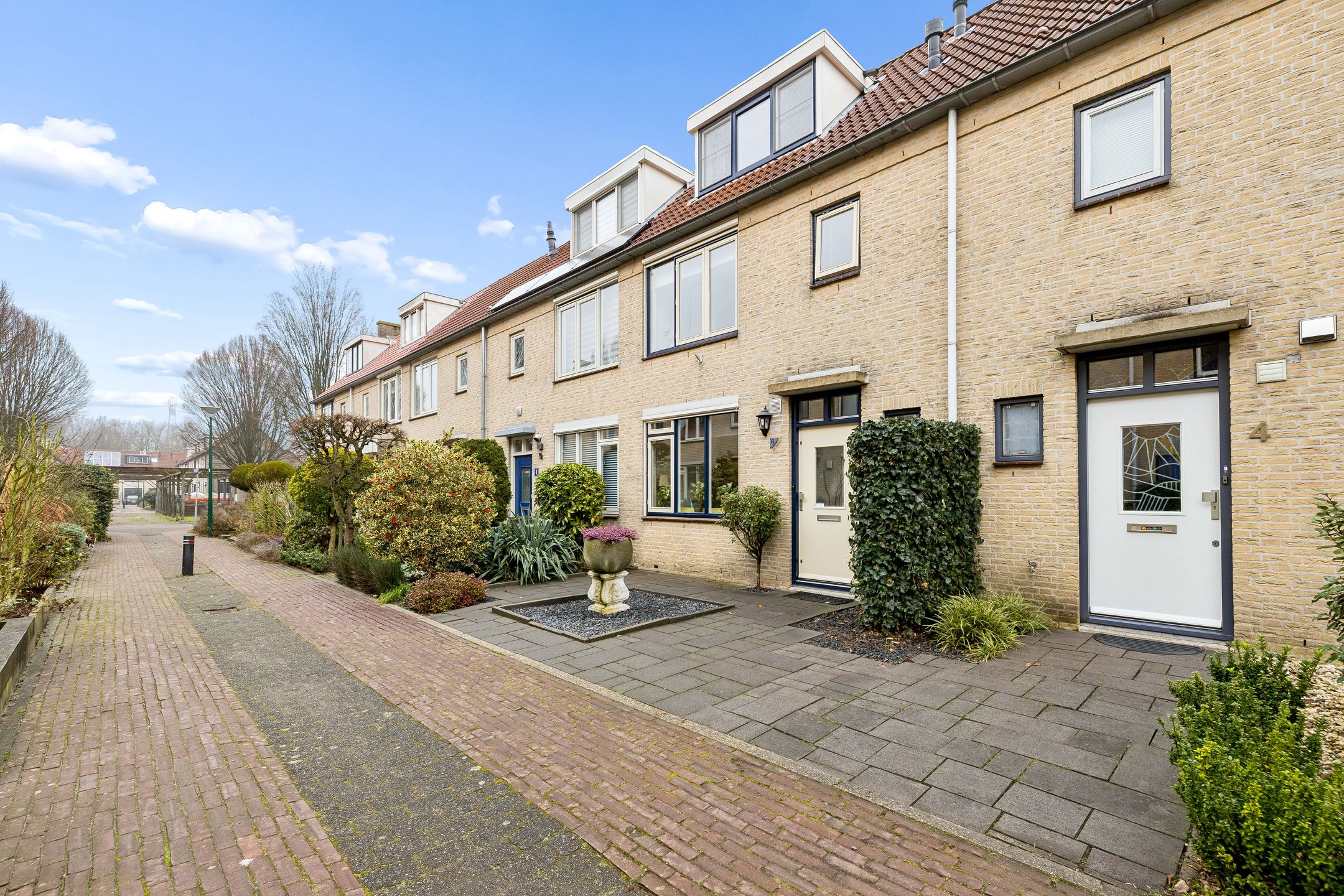Foto van Kievitsbloem 6, Odijk