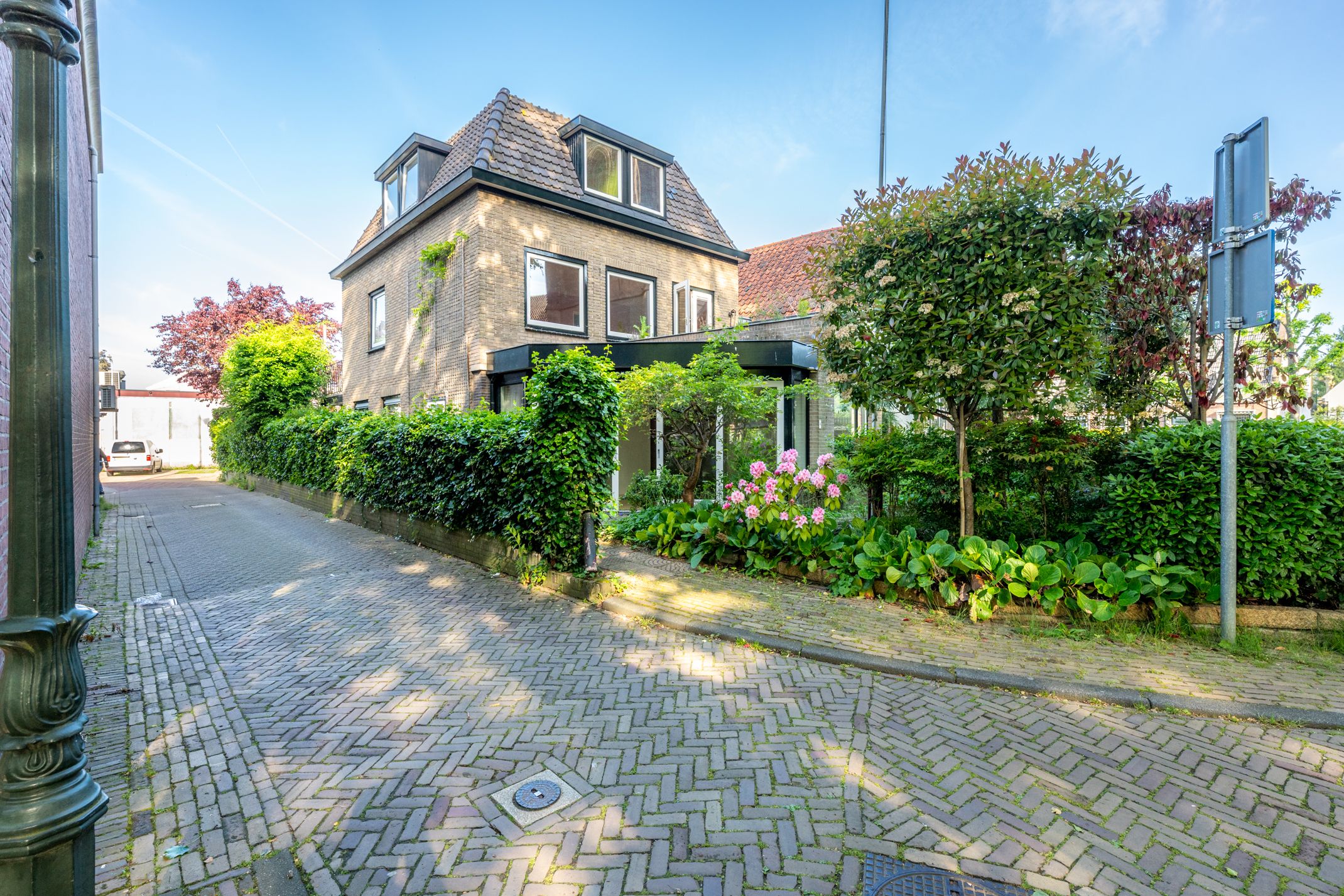 Foto van Plein 4, Houten