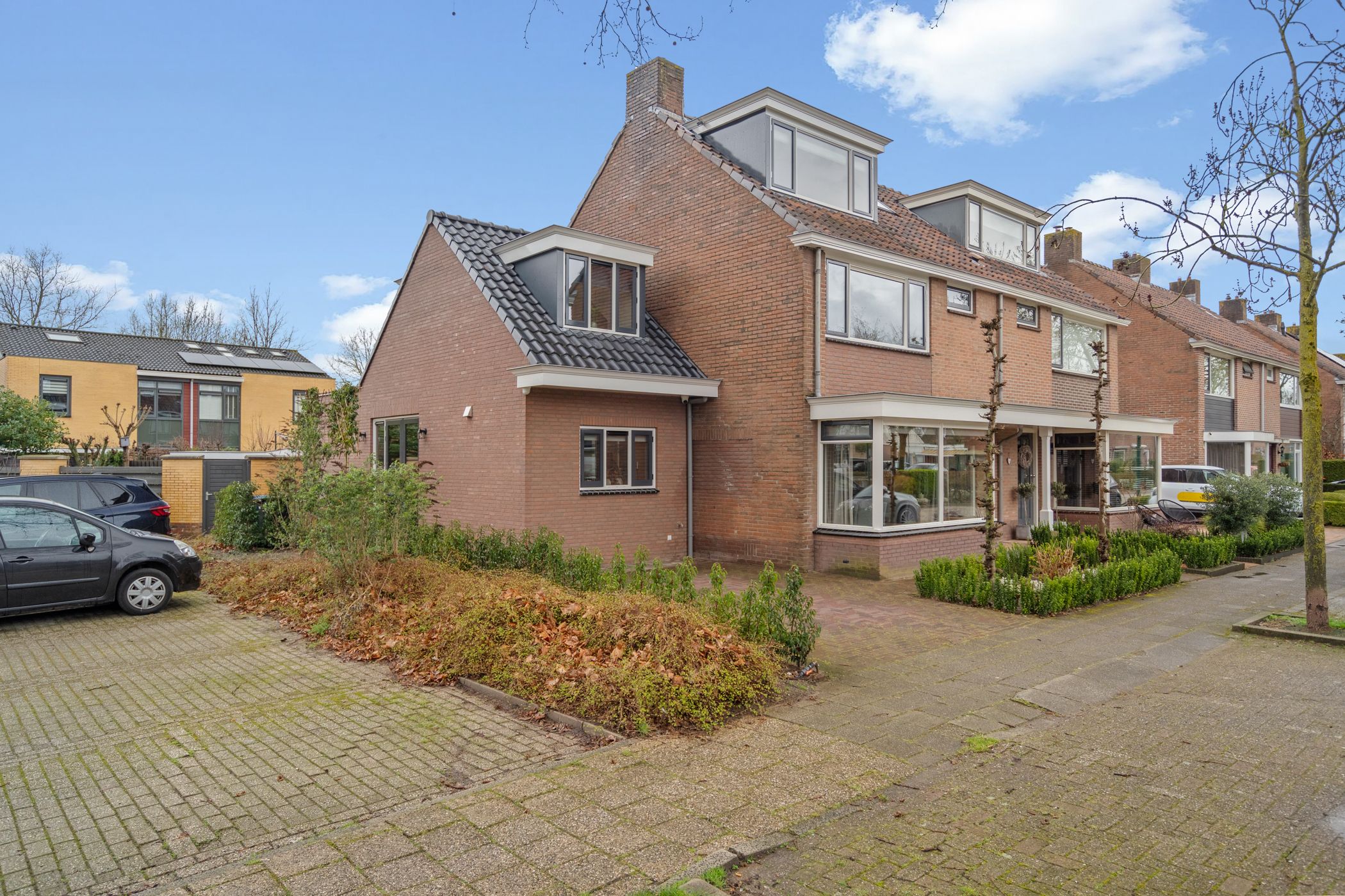 Foto van Wethouder van Rooijenweg 19, Houten
