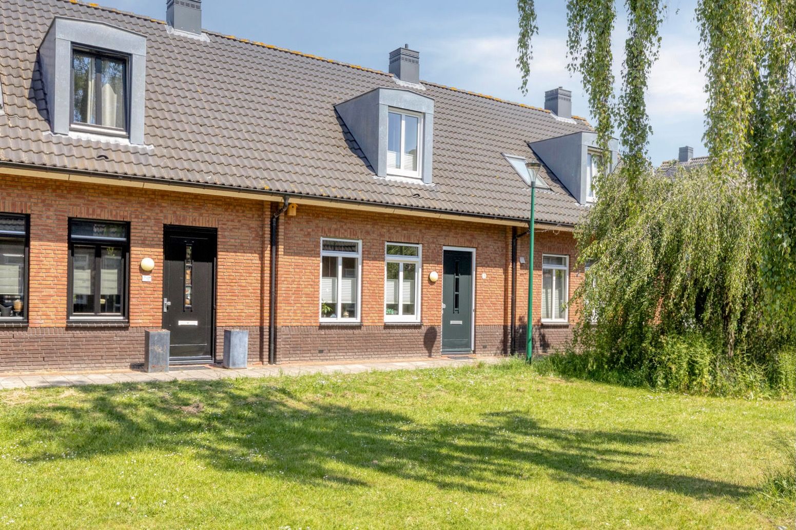 Foto van Keermuur 3, Houten