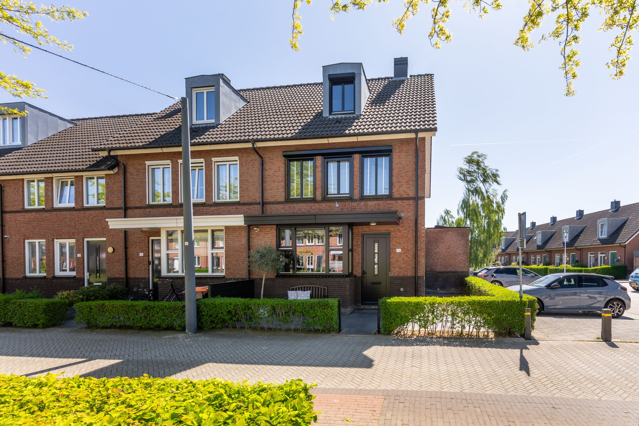 Foto van Kloostermuur 16, Houten