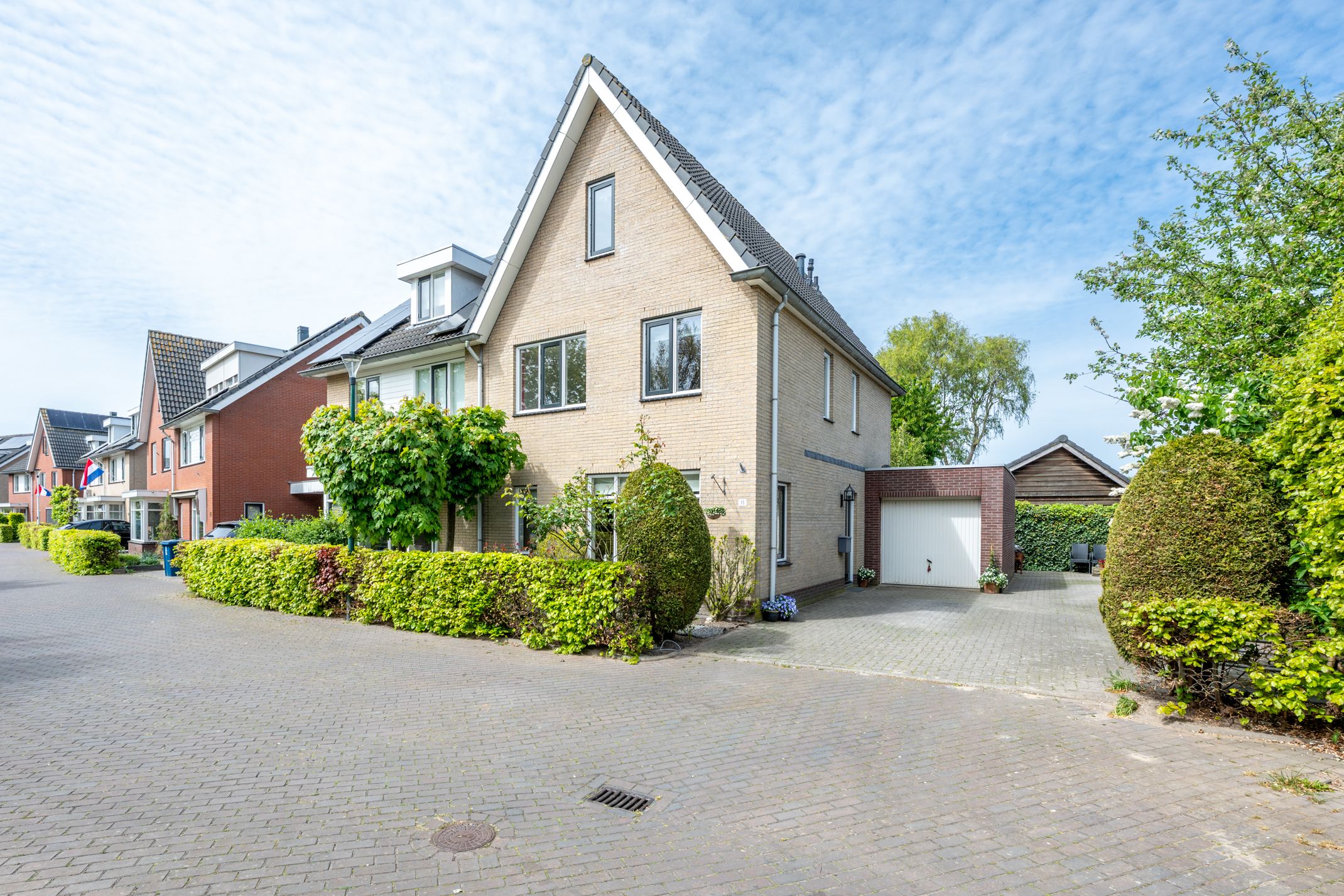 Foto van Buiswater 11, Houten