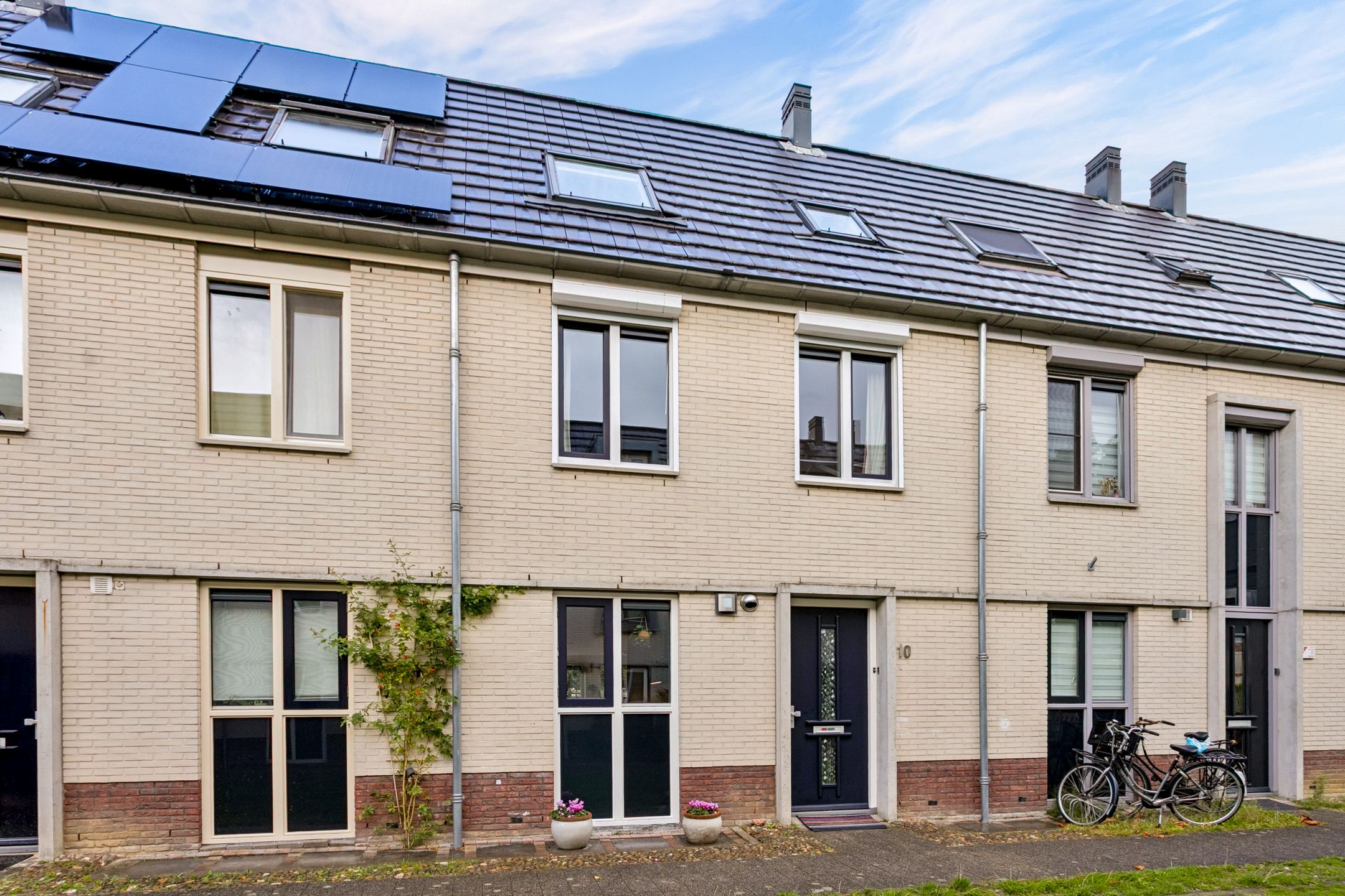 Foto van Hofmuur 10, Houten