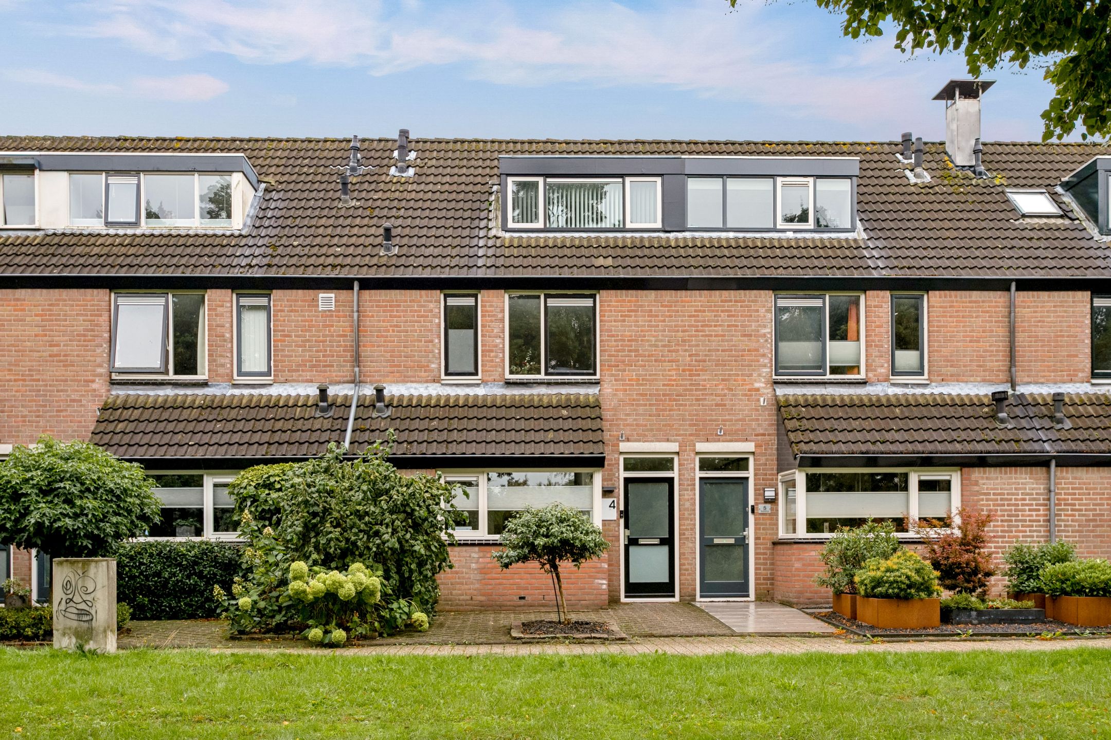 Foto van Goudsmedengilde 4, Houten