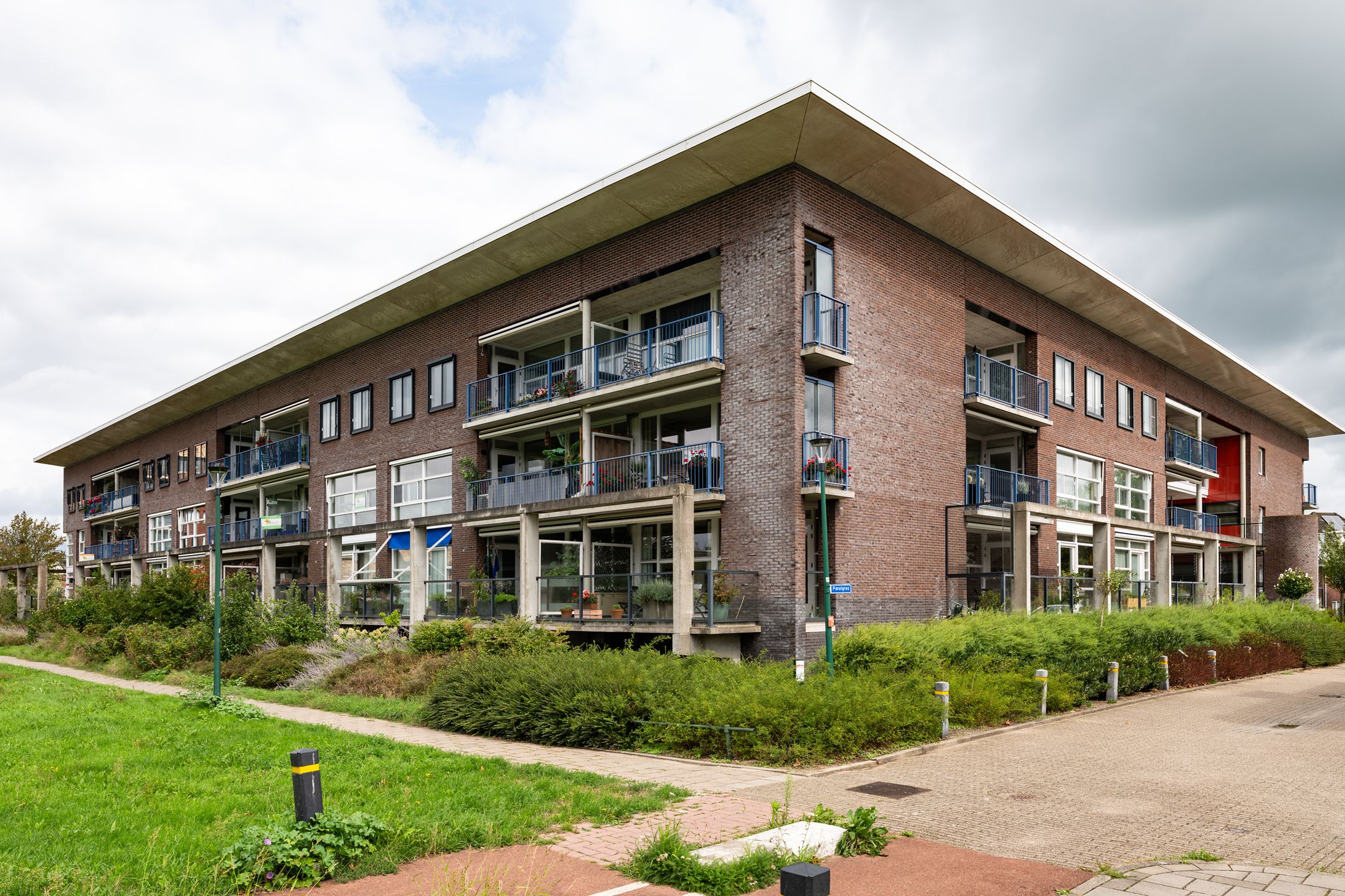 Foto van Parelgras 46, Houten