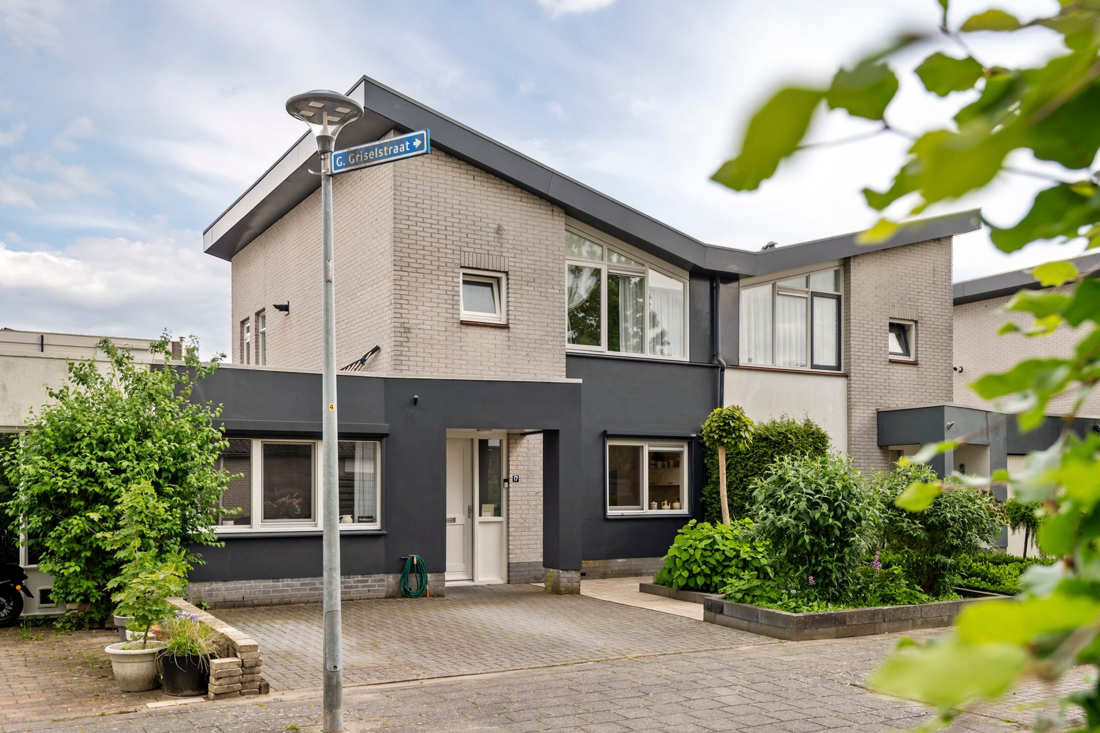 Foto van P. Oosterleestraat 17, Tiel