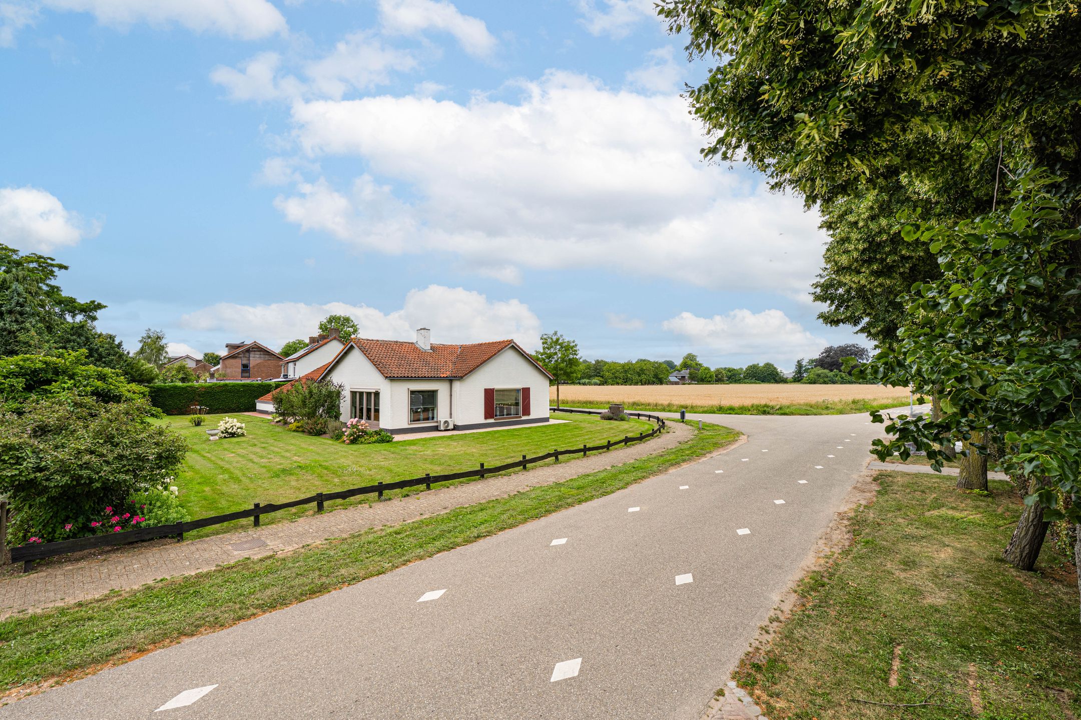 Foto van Munnikendijk 34, Kerk-Avezaath (Gem. Buren)