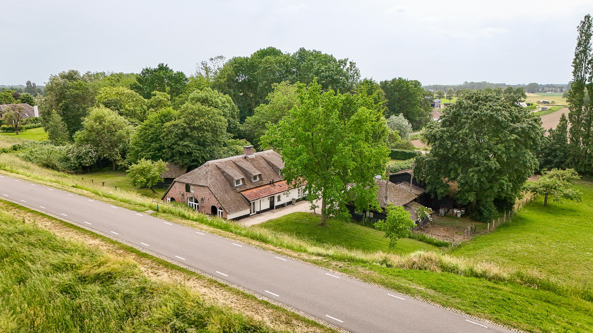 Foto van Lekdijk West 9, Beusichem