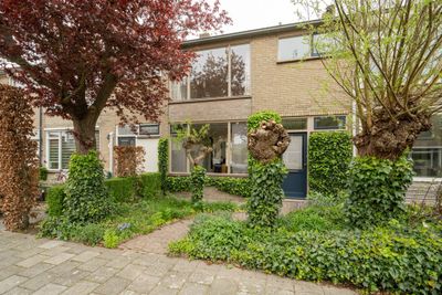 Foto van Prins Bernhardstraat 8, Schoonrewoerd